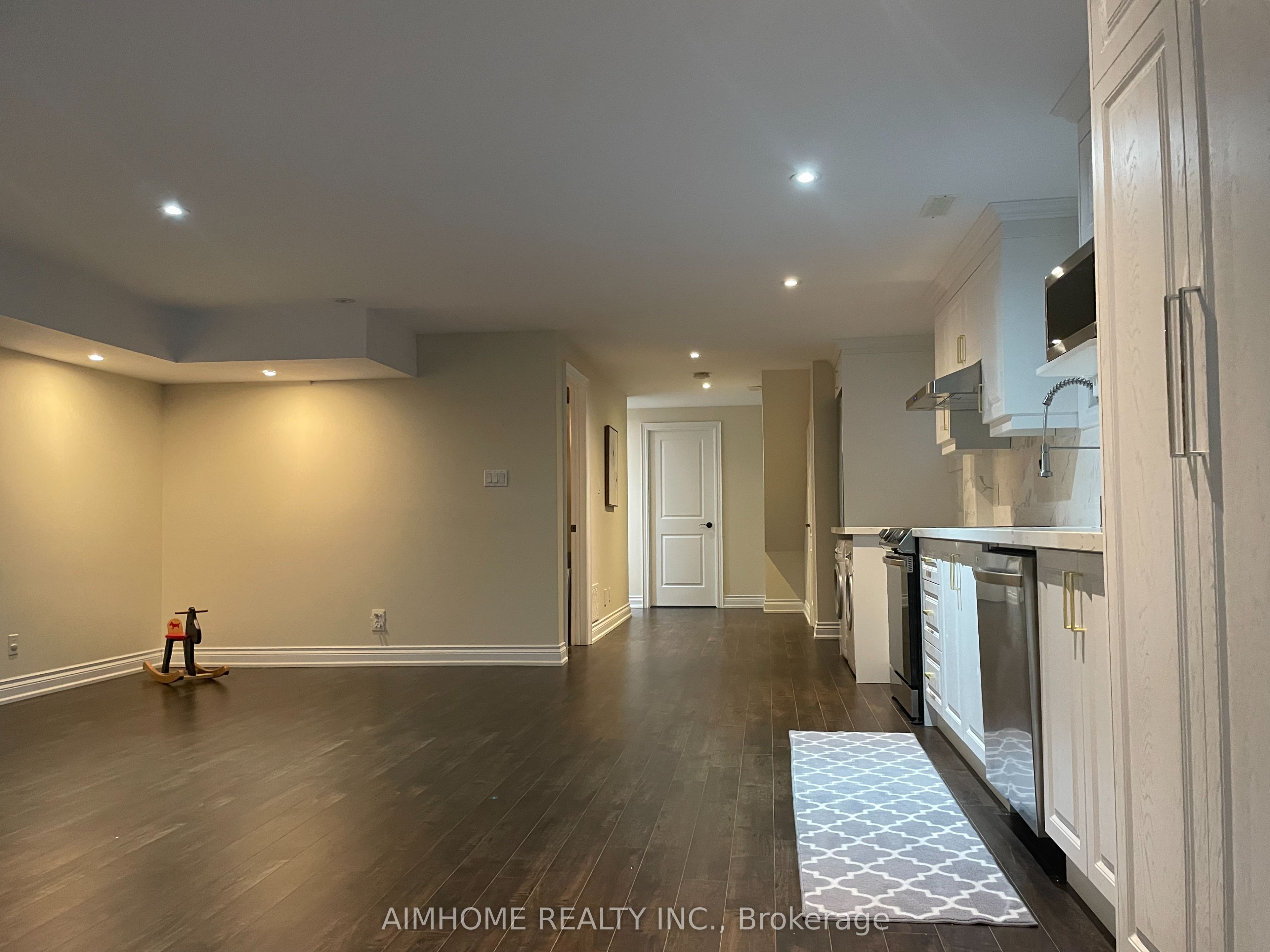10 Hoyle Avenue Property Photo 6