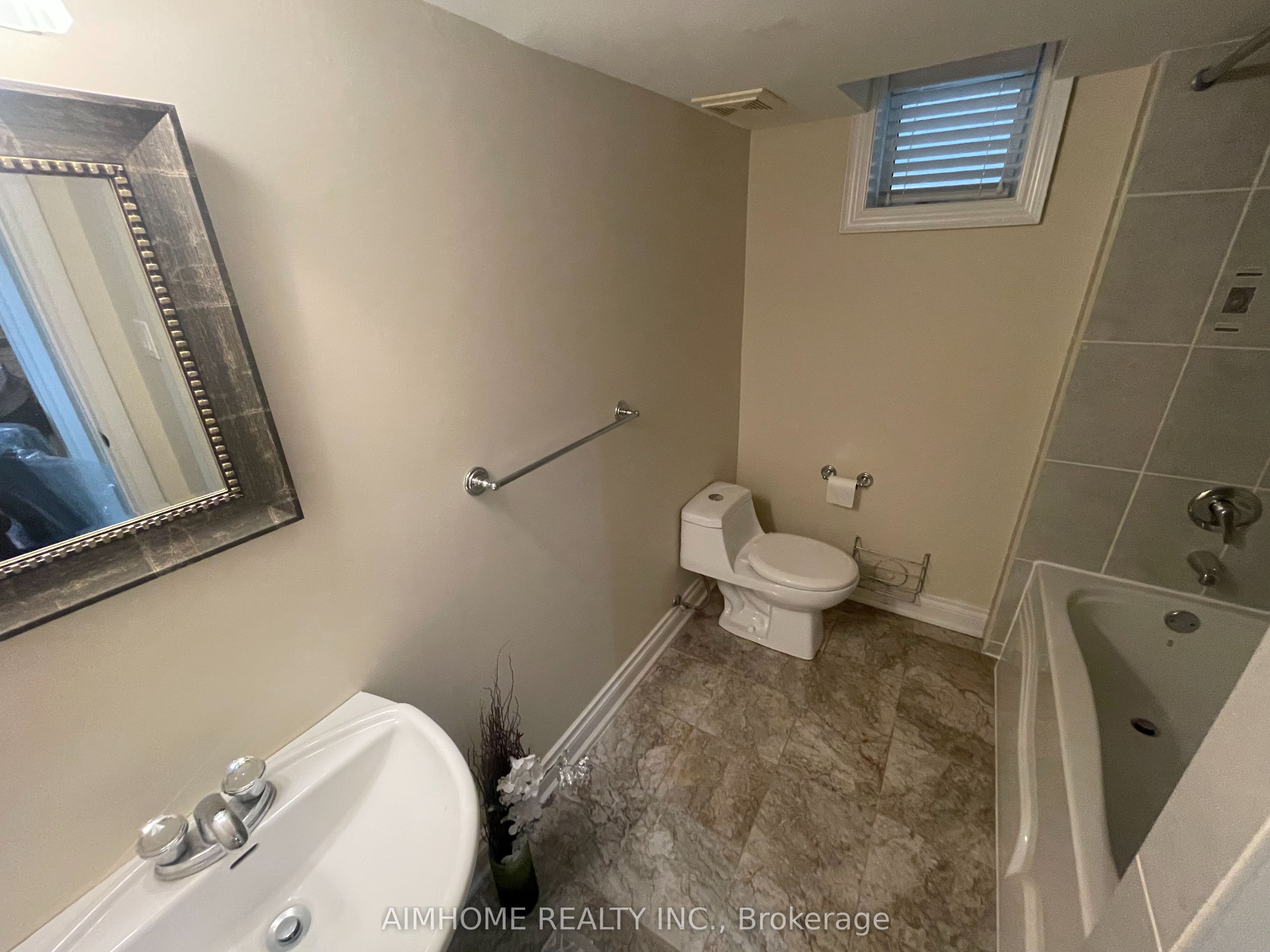 10 Hoyle Avenue Property Photo 8
