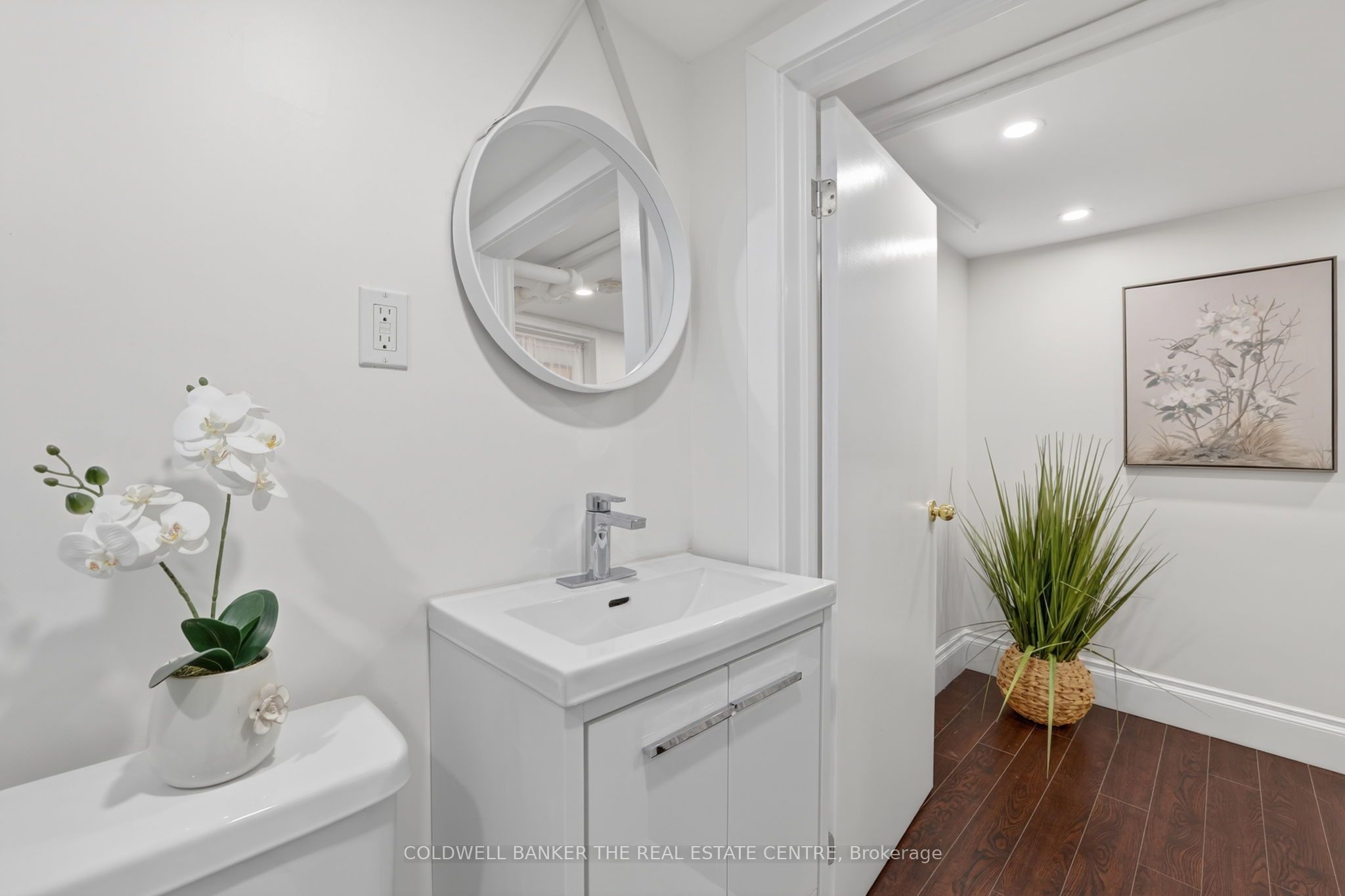 93b Douglas Crescent B Property Photo 17