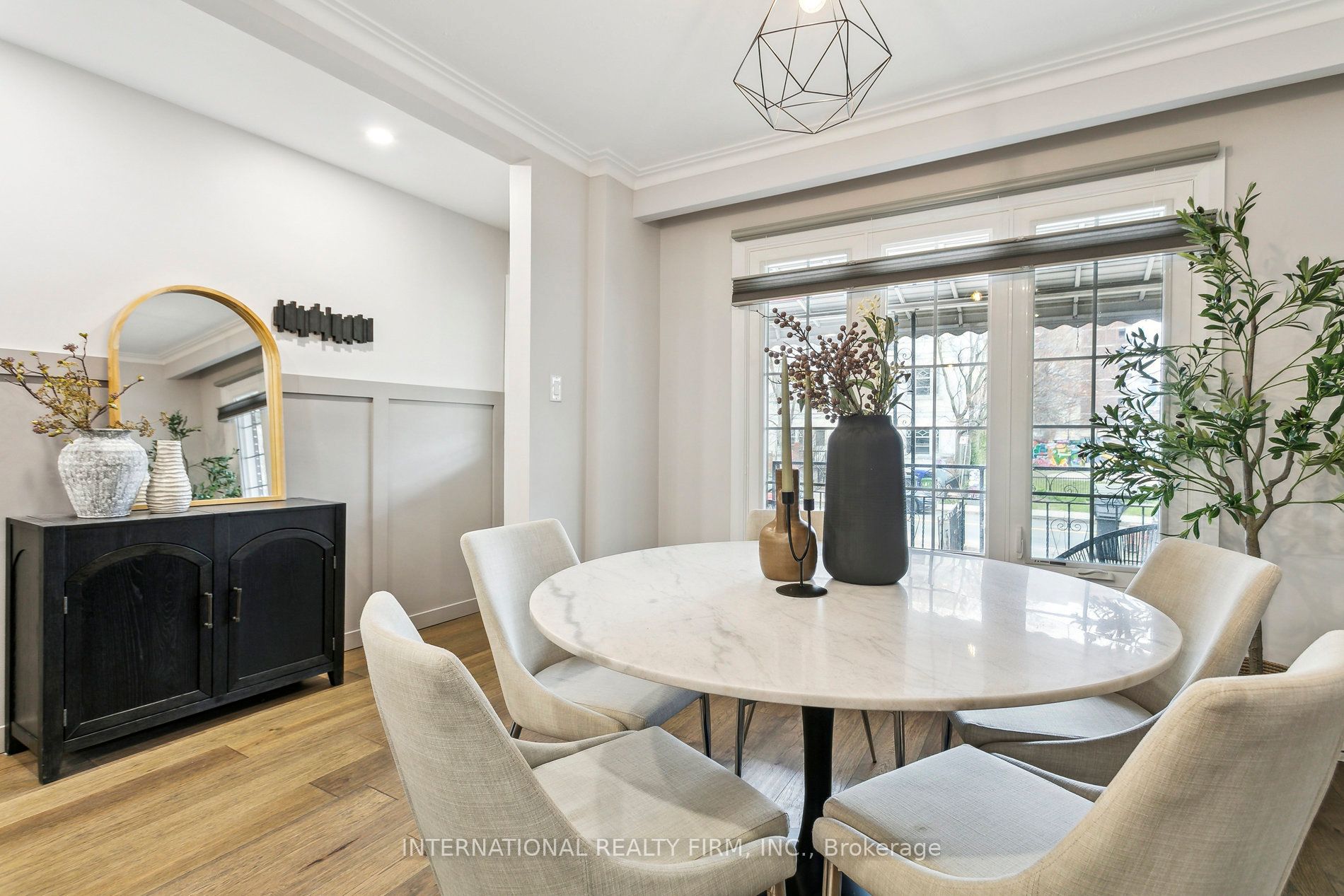 50 Denison Avenue Property Photo 7