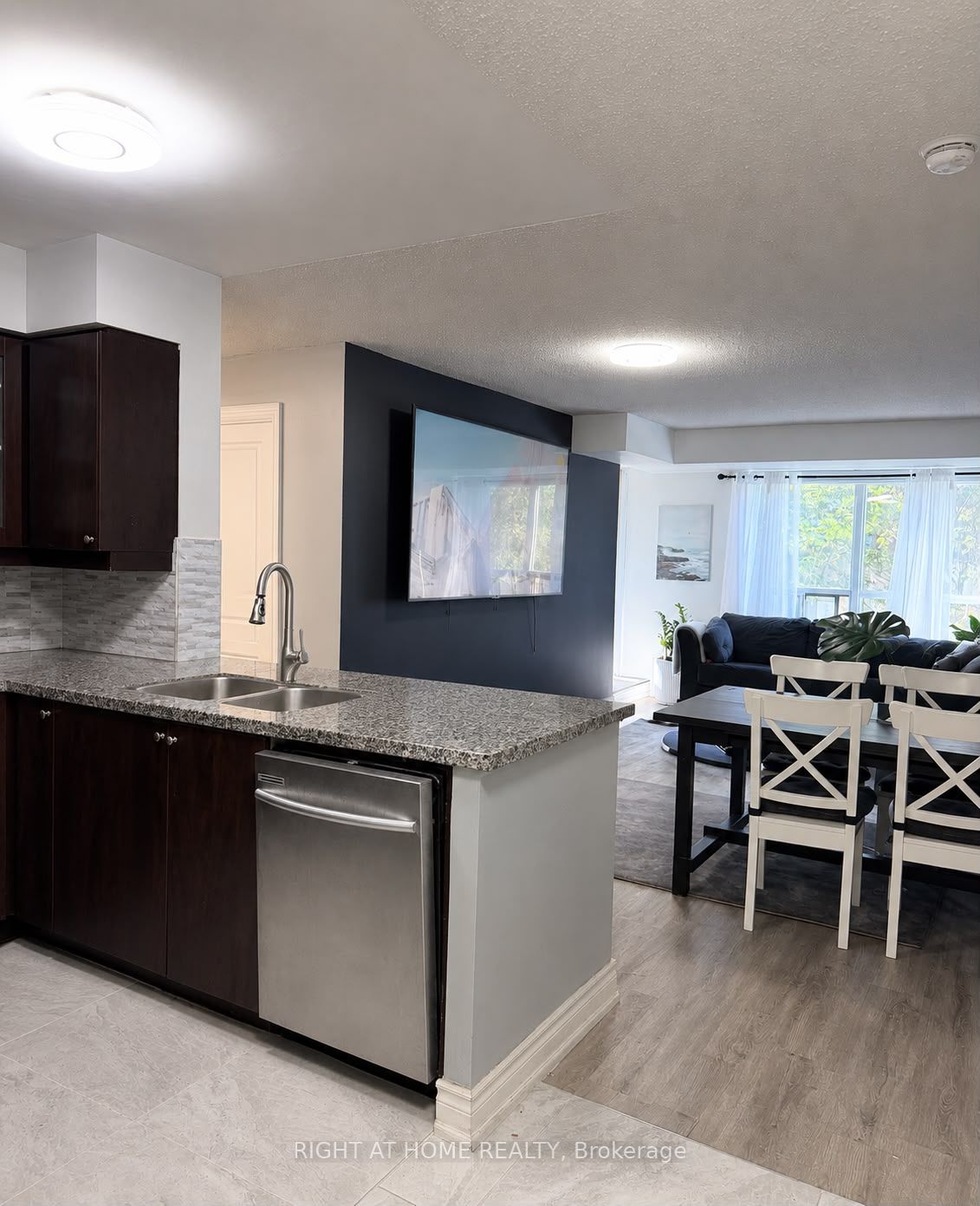 8 Mckee Avenue 201 Property Photo 7