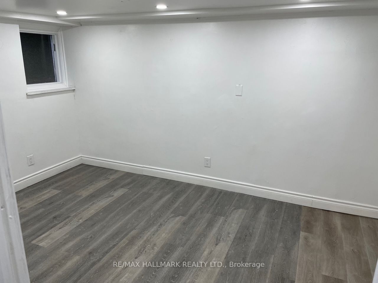 177 Carlton Street Property Photo 45