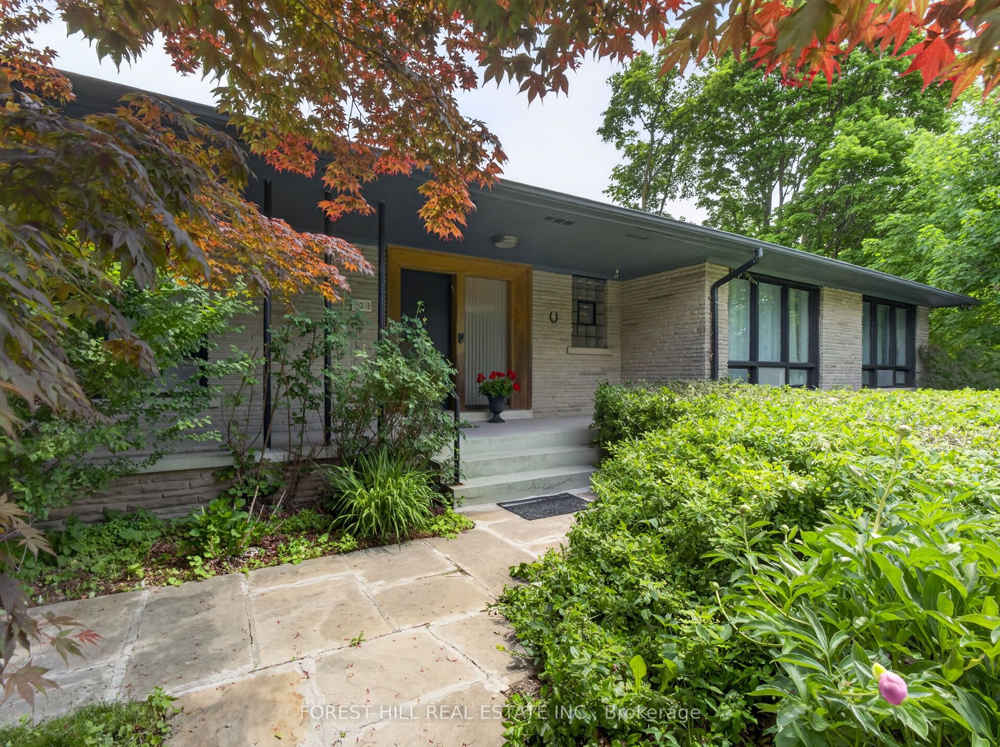 3 Glen Rush Boulevard Property Photo 3