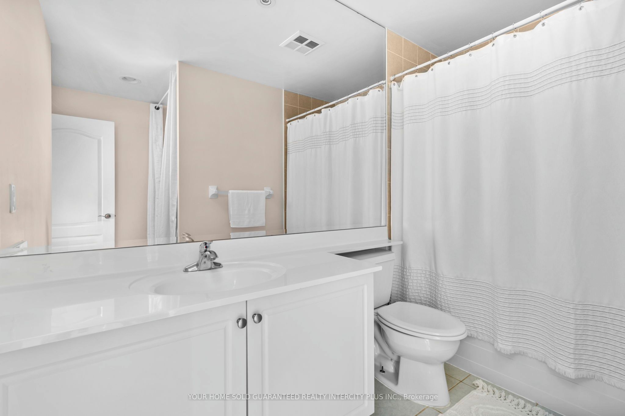 1 Clairtrell Road 811 Property Photo 26