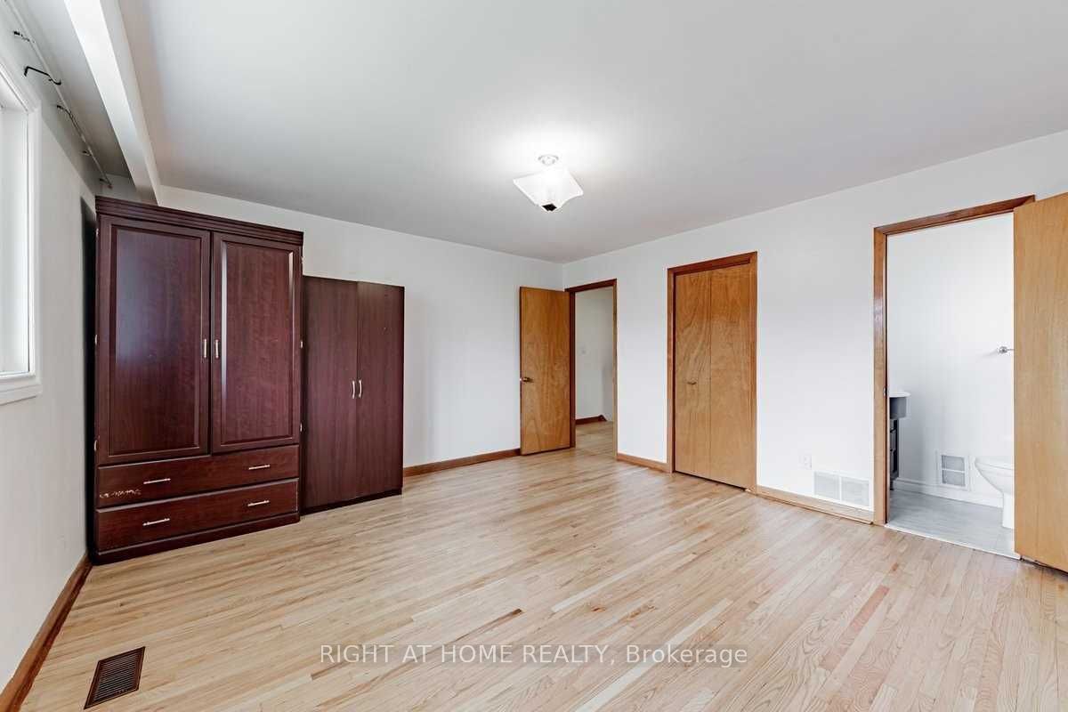 9 Chalet (upper) Road Property Photo 10