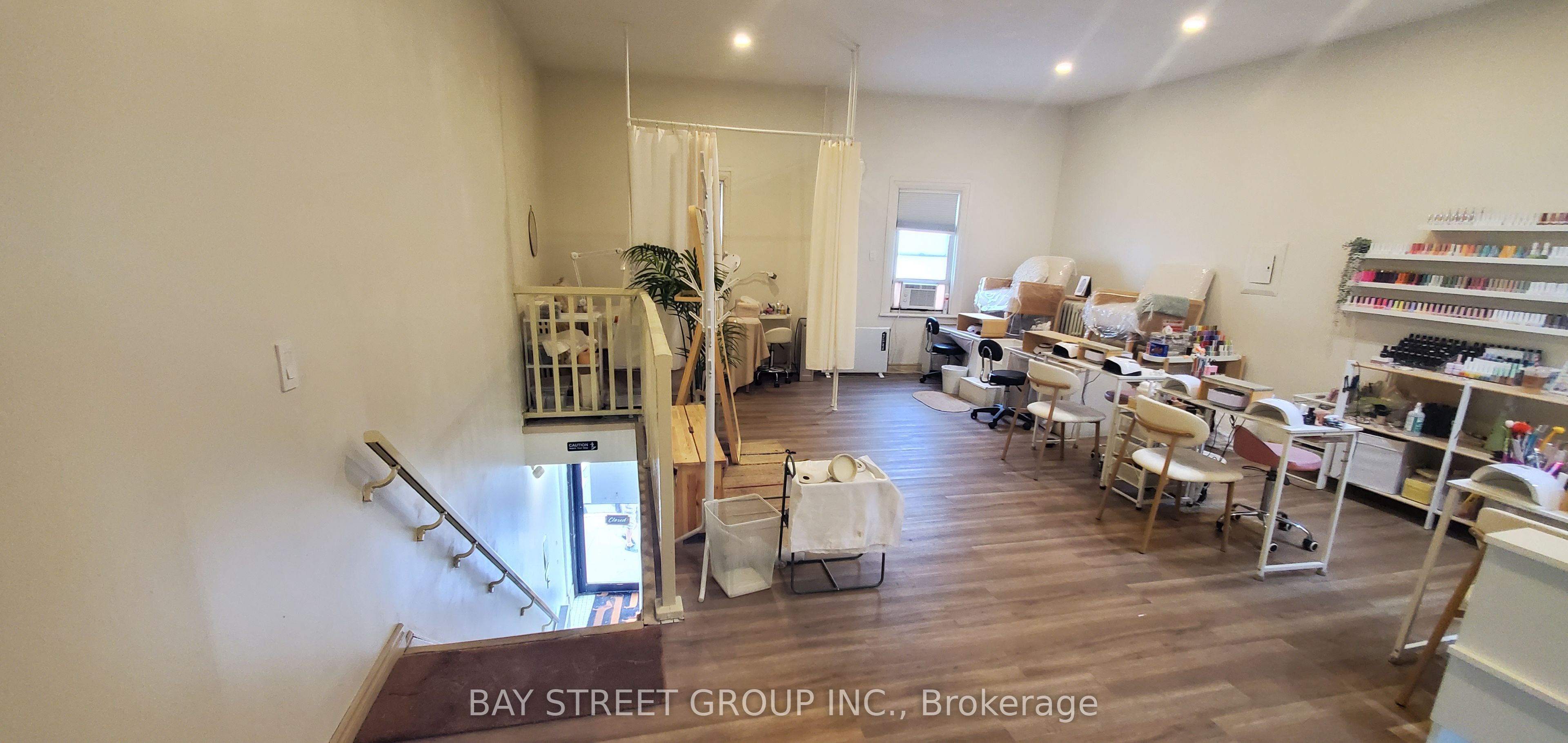 4893 Yonge Street Second Floor Property Photo 6