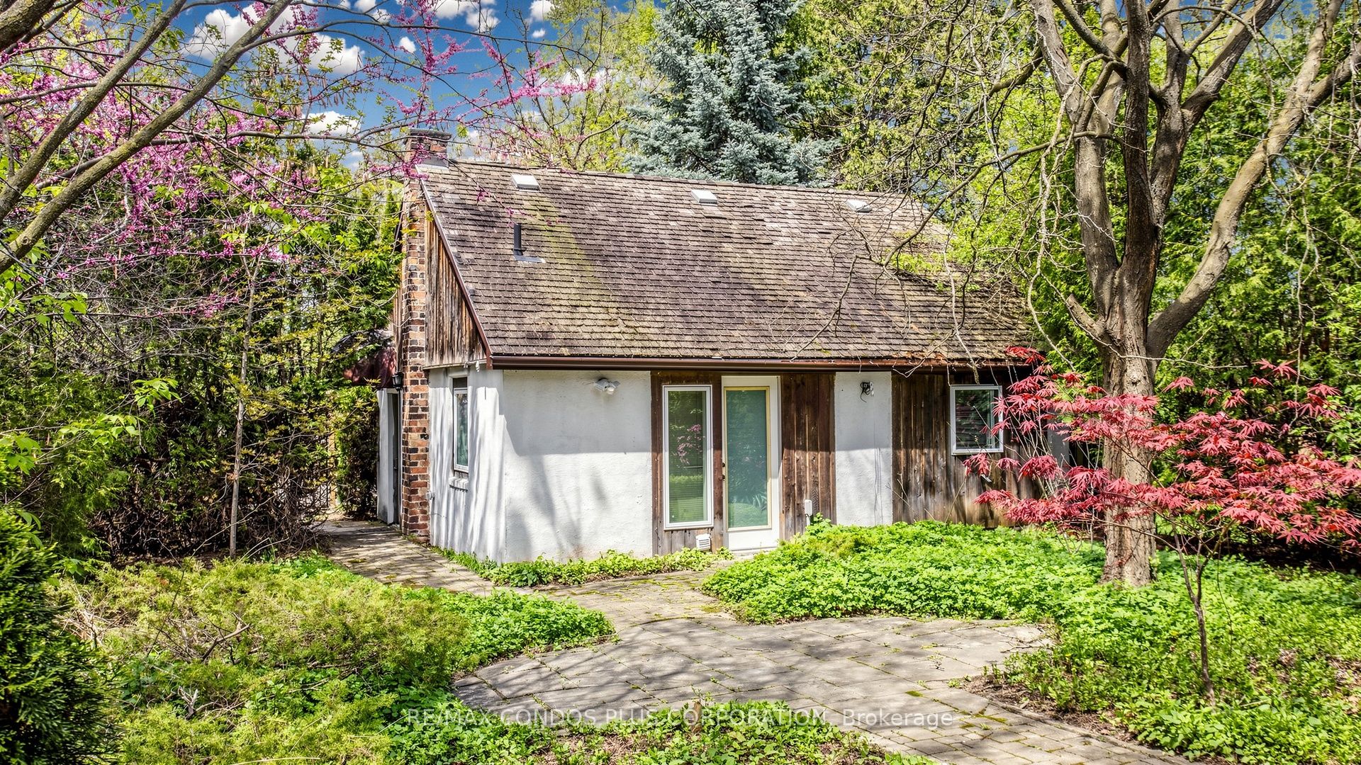 78 Spring Garden Avenue Property Photo 7