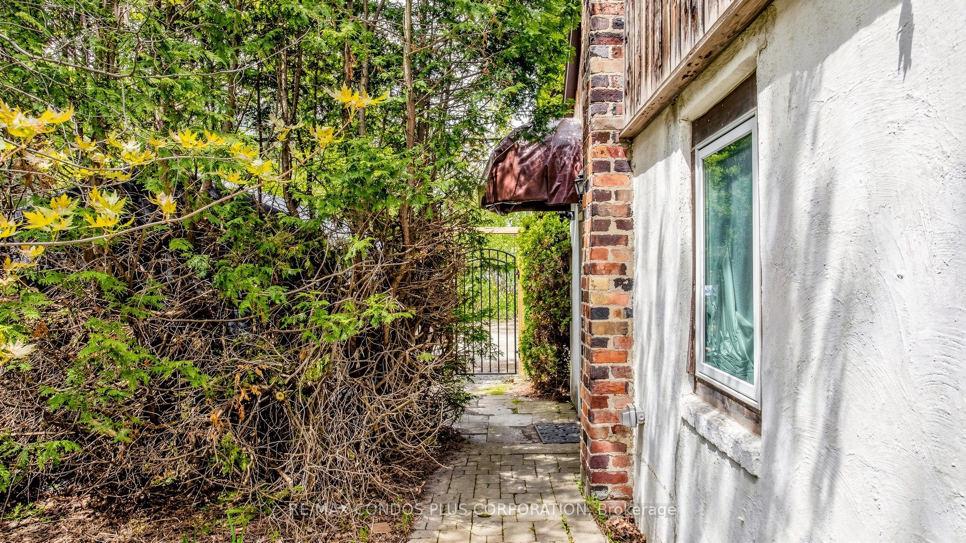 78 Spring Garden Avenue Property Photo 10