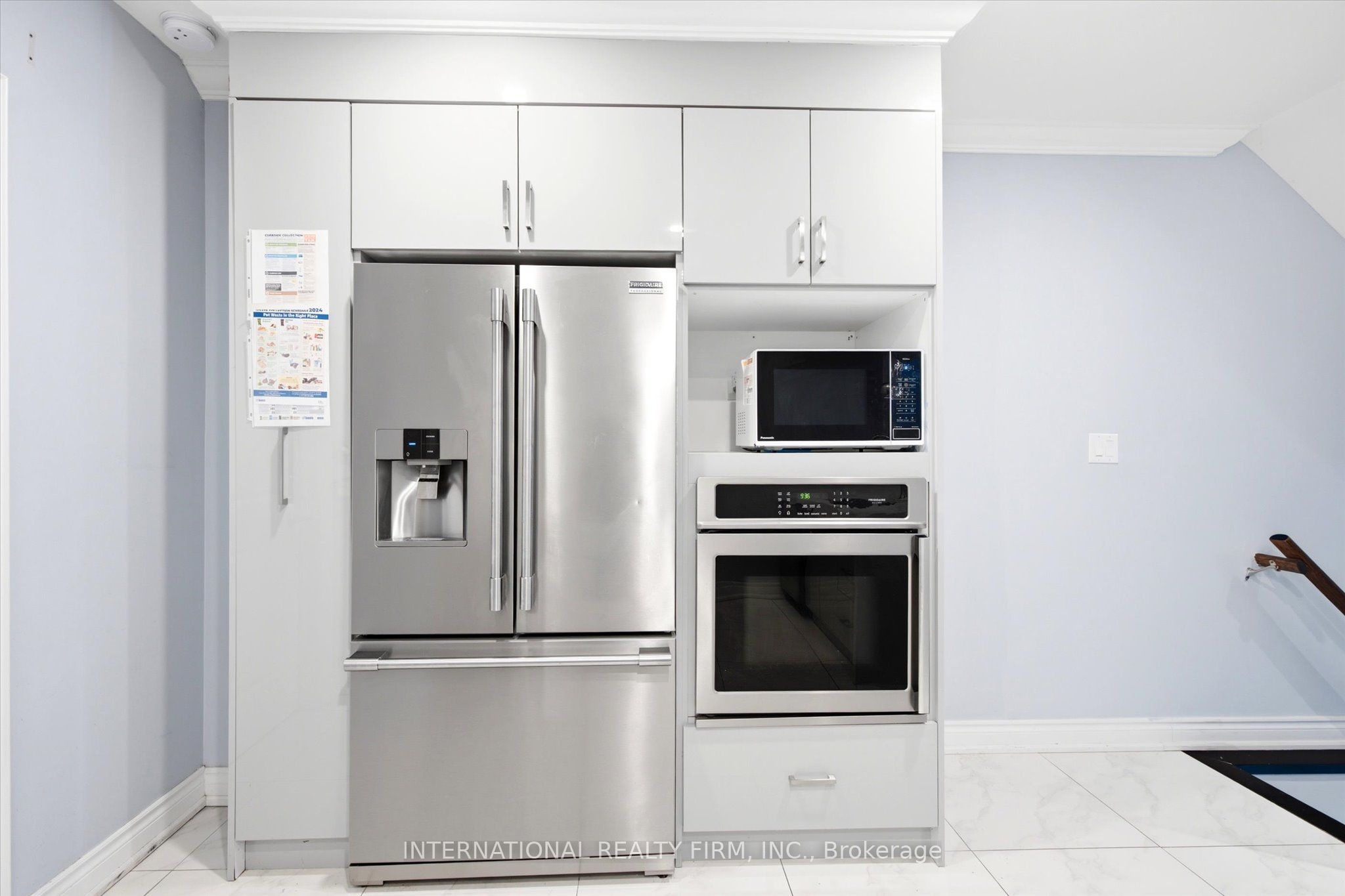 568 Delaware Avenue N Property Photo 8