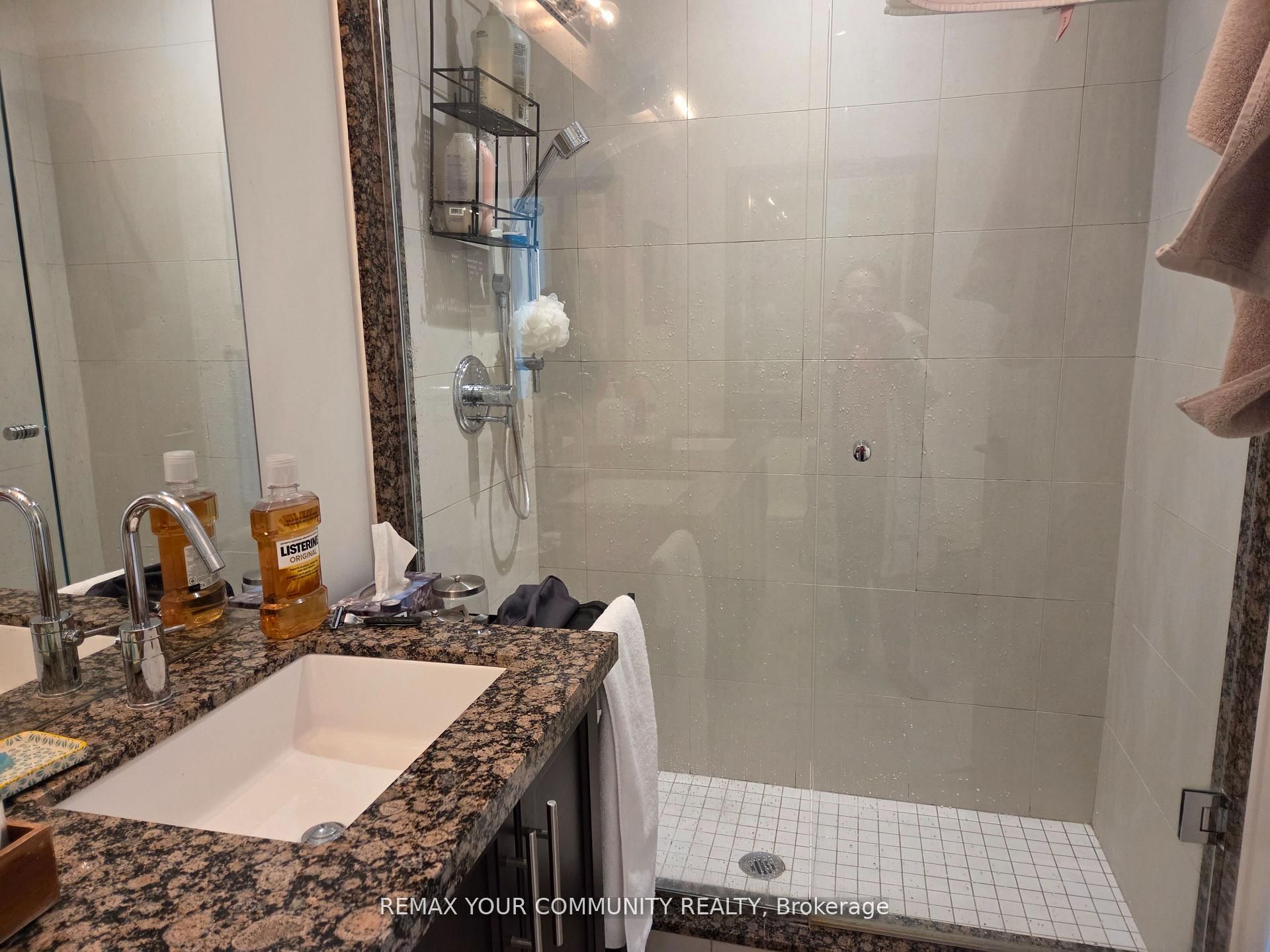 39 Queens Quay E 815 Property Photo 15