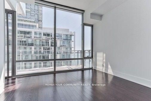 39 Queens Quay E 815 Property Photo 25