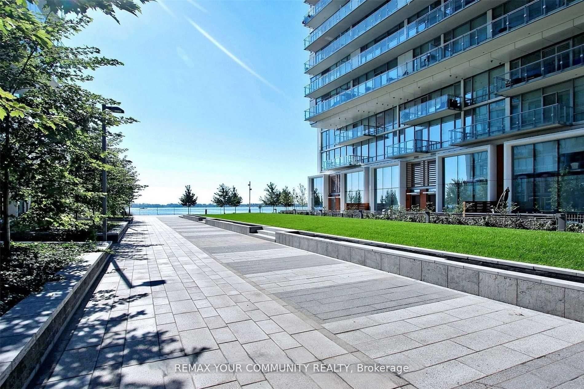 39 Queens Quay E 815 Property Photo 32