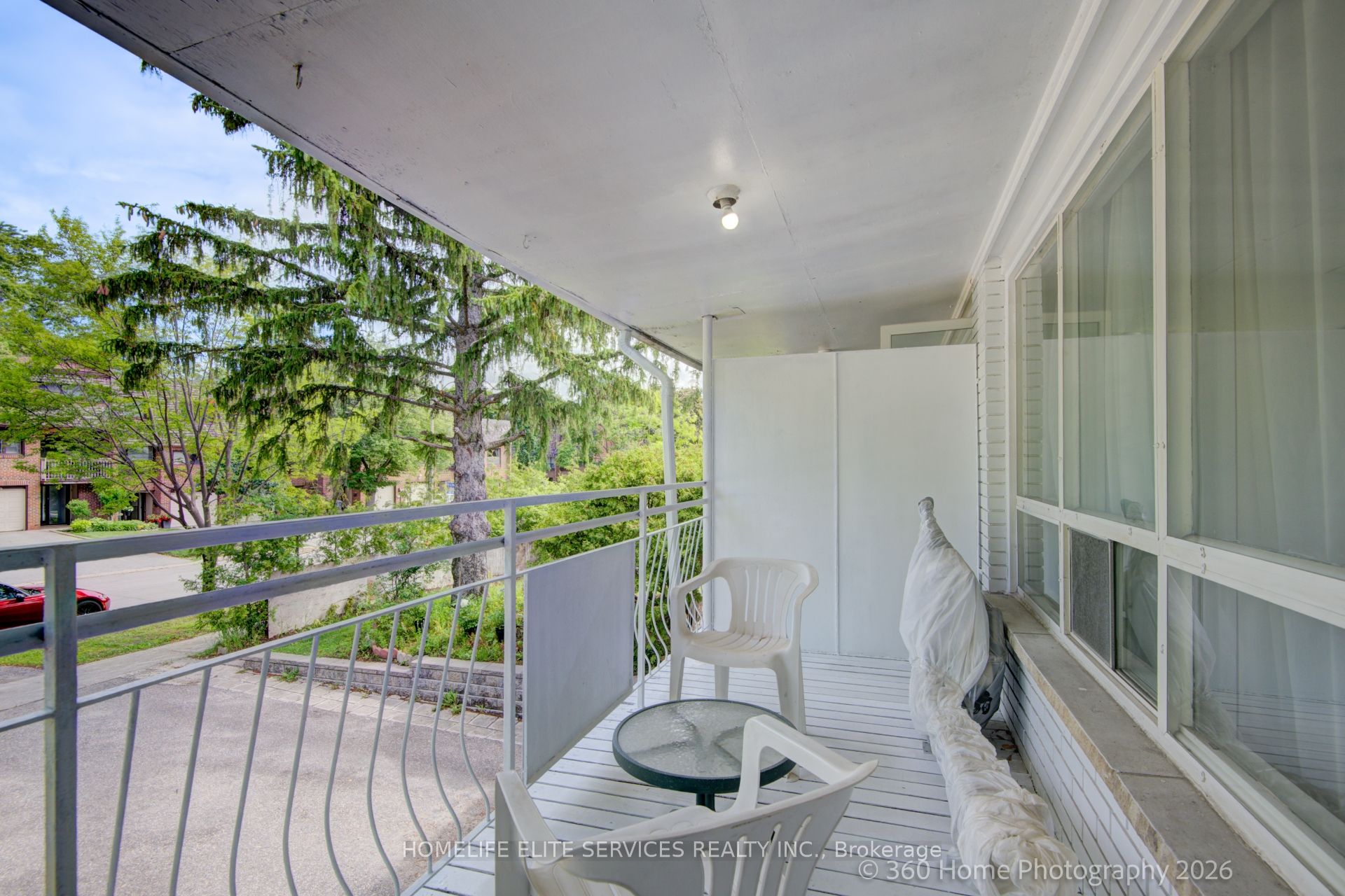 69 Castlebury Crescent Property Photo 4