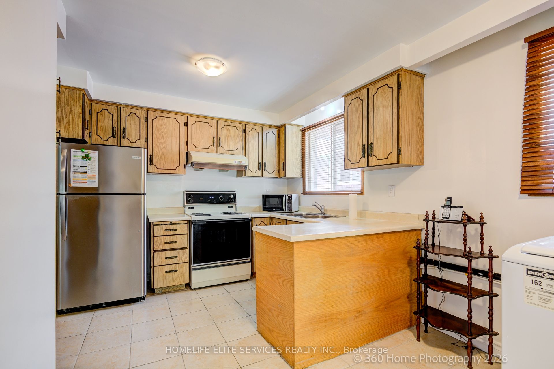 69 Castlebury Crescent Property Photo 6
