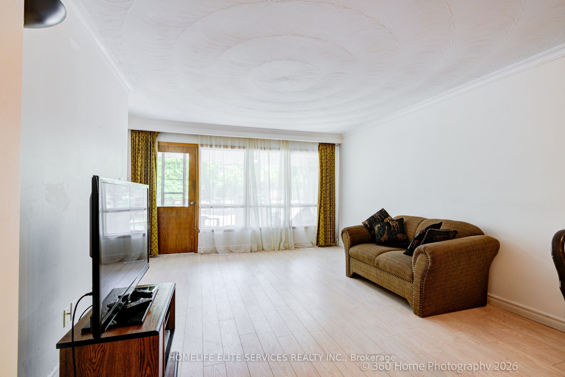 69 Castlebury Crescent Property Photo 23