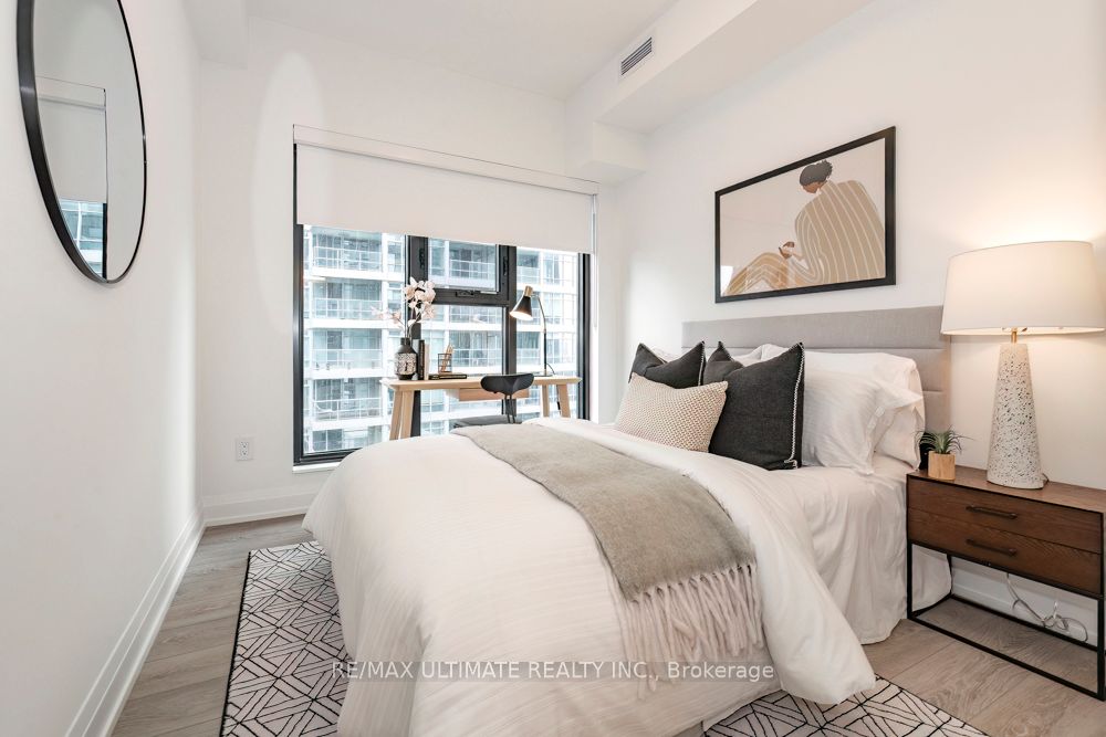 20 Soudan Avenue 1008 Property Photo 23