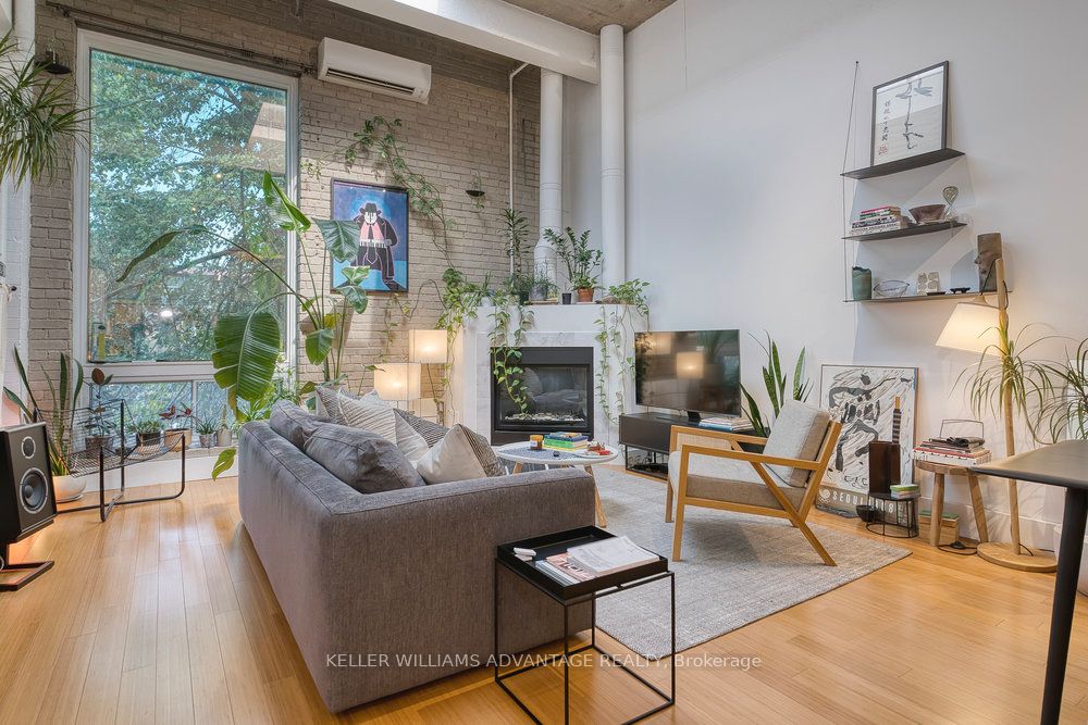 264 Seaton Street 206