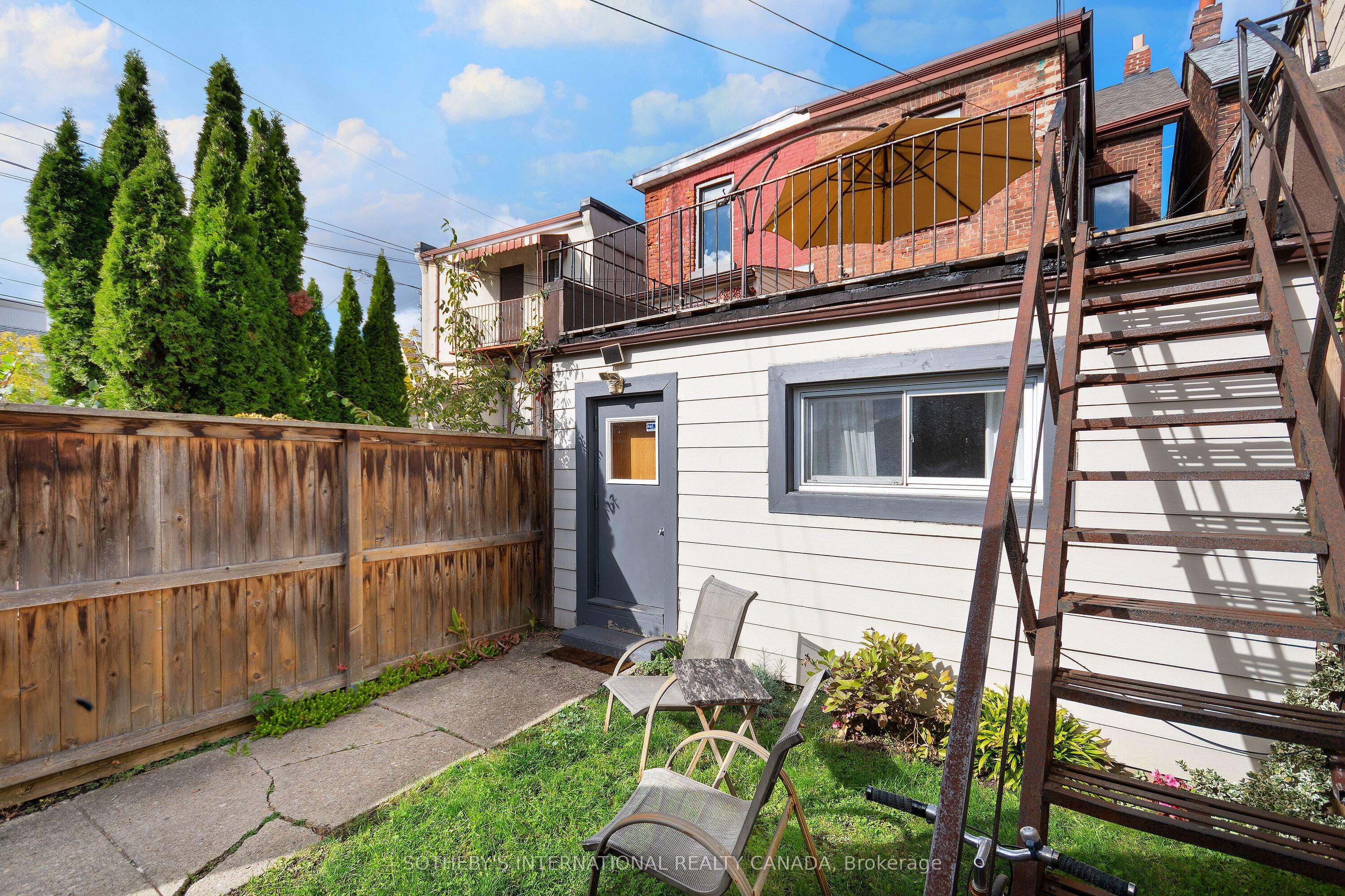 1155 Davenport Road Property Photo 6