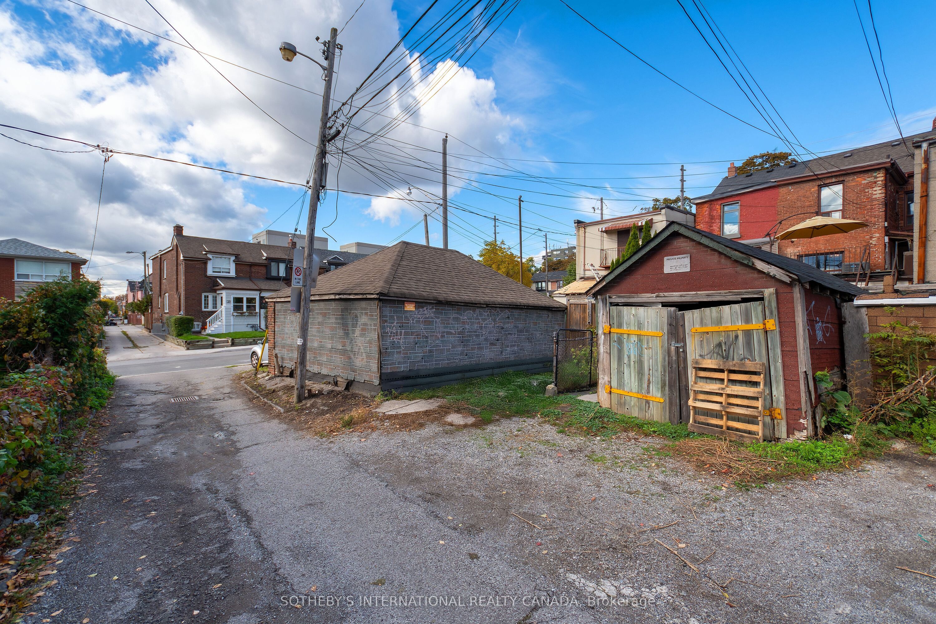 1155 Davenport Road Property Photo 10