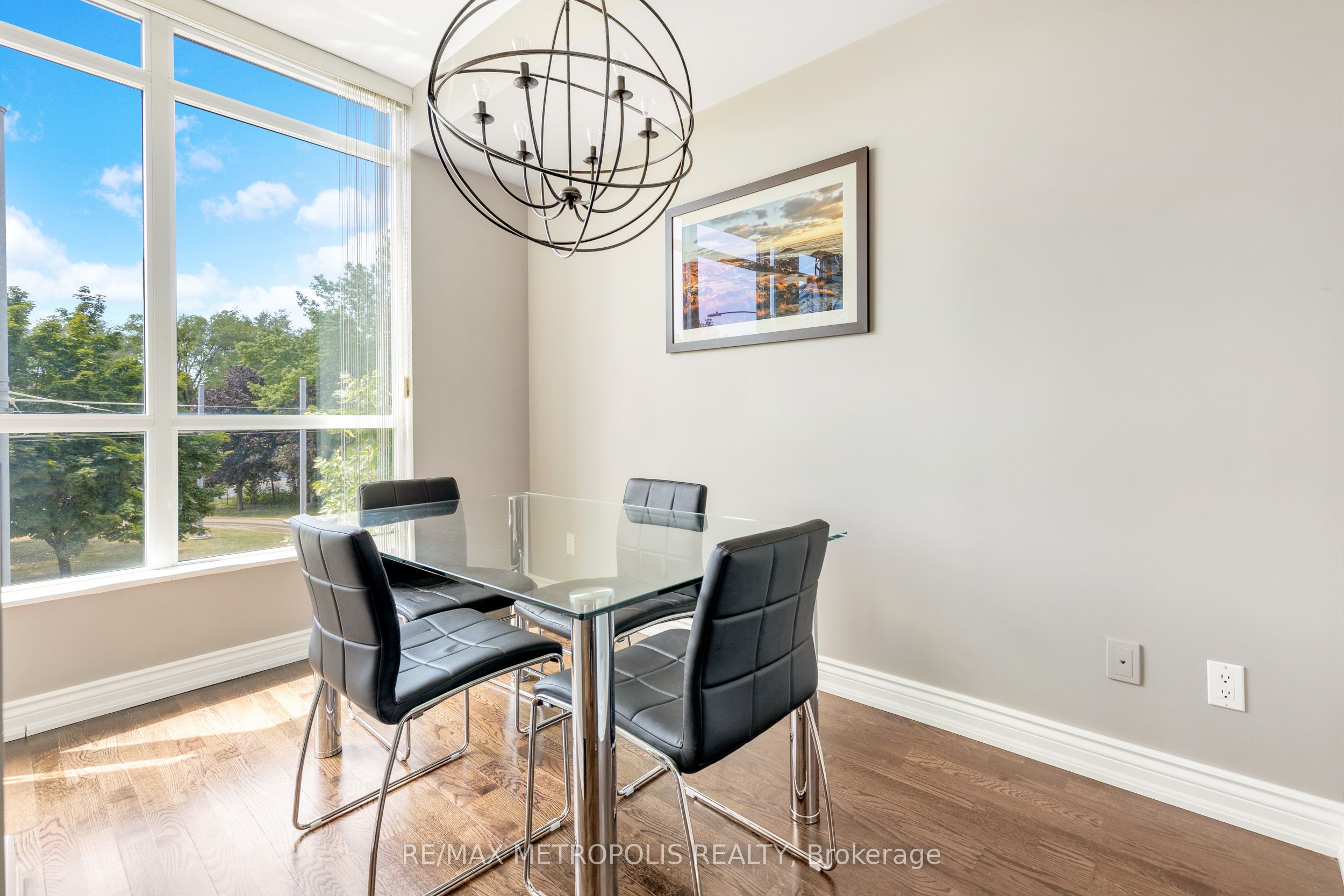 215 Fort York Boulevard 208 Property Photo 10