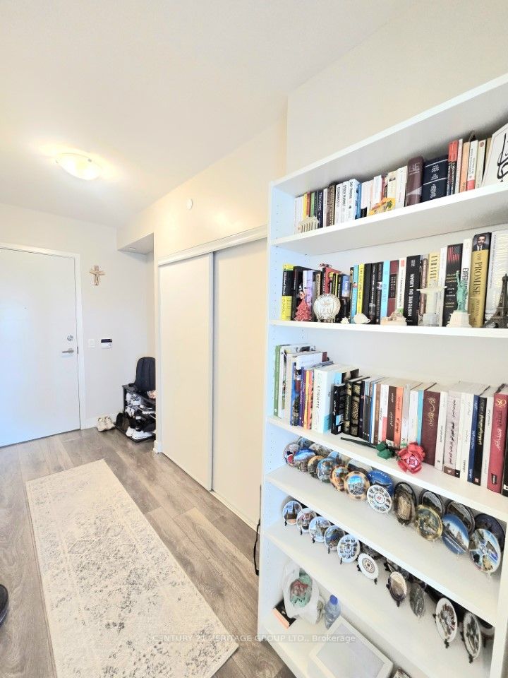 195 Redpath Avenue 2006 Property Photo 2