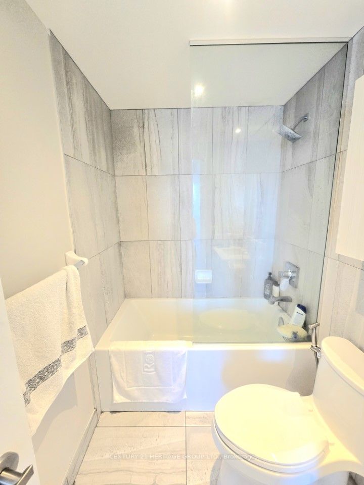 195 Redpath Avenue 2006 Property Photo 11