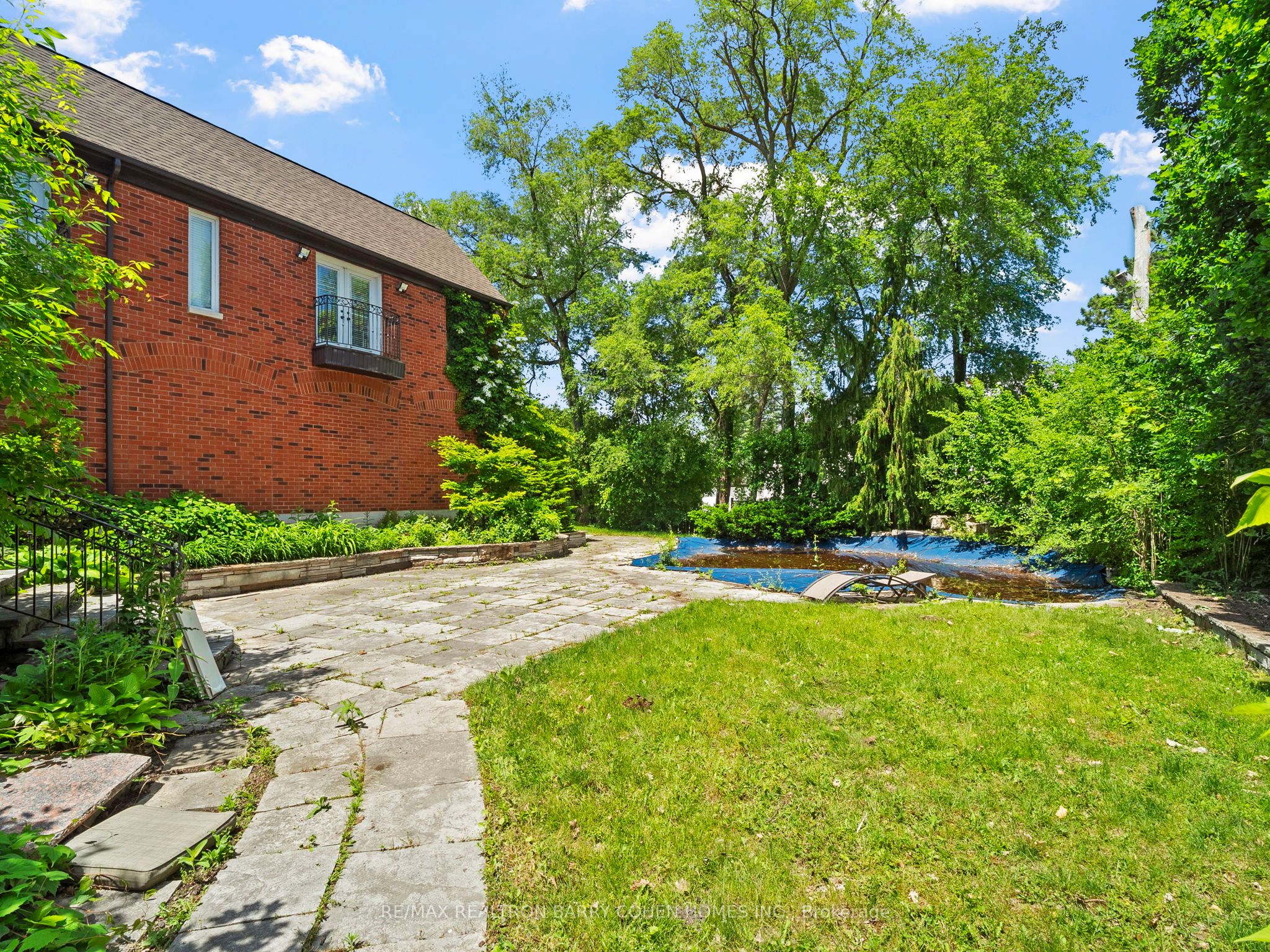 40 Old Colony Road Property Photo 45