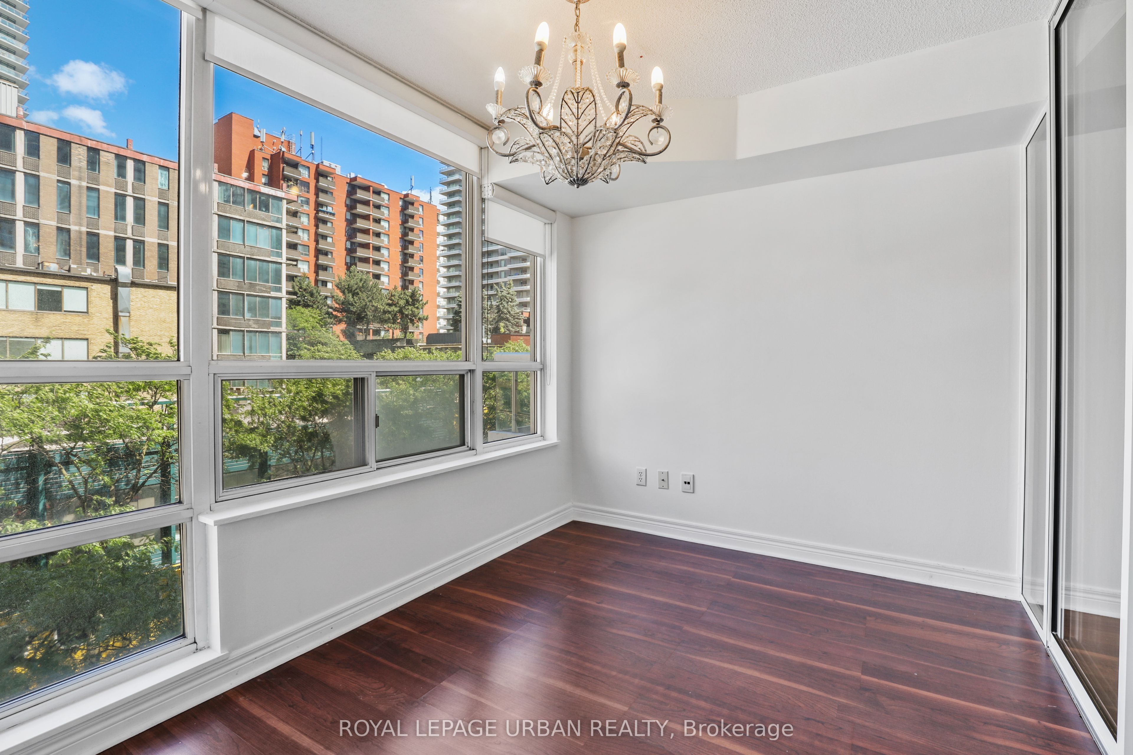 43 Eglinton Avenue E 506 Property Photo 24
