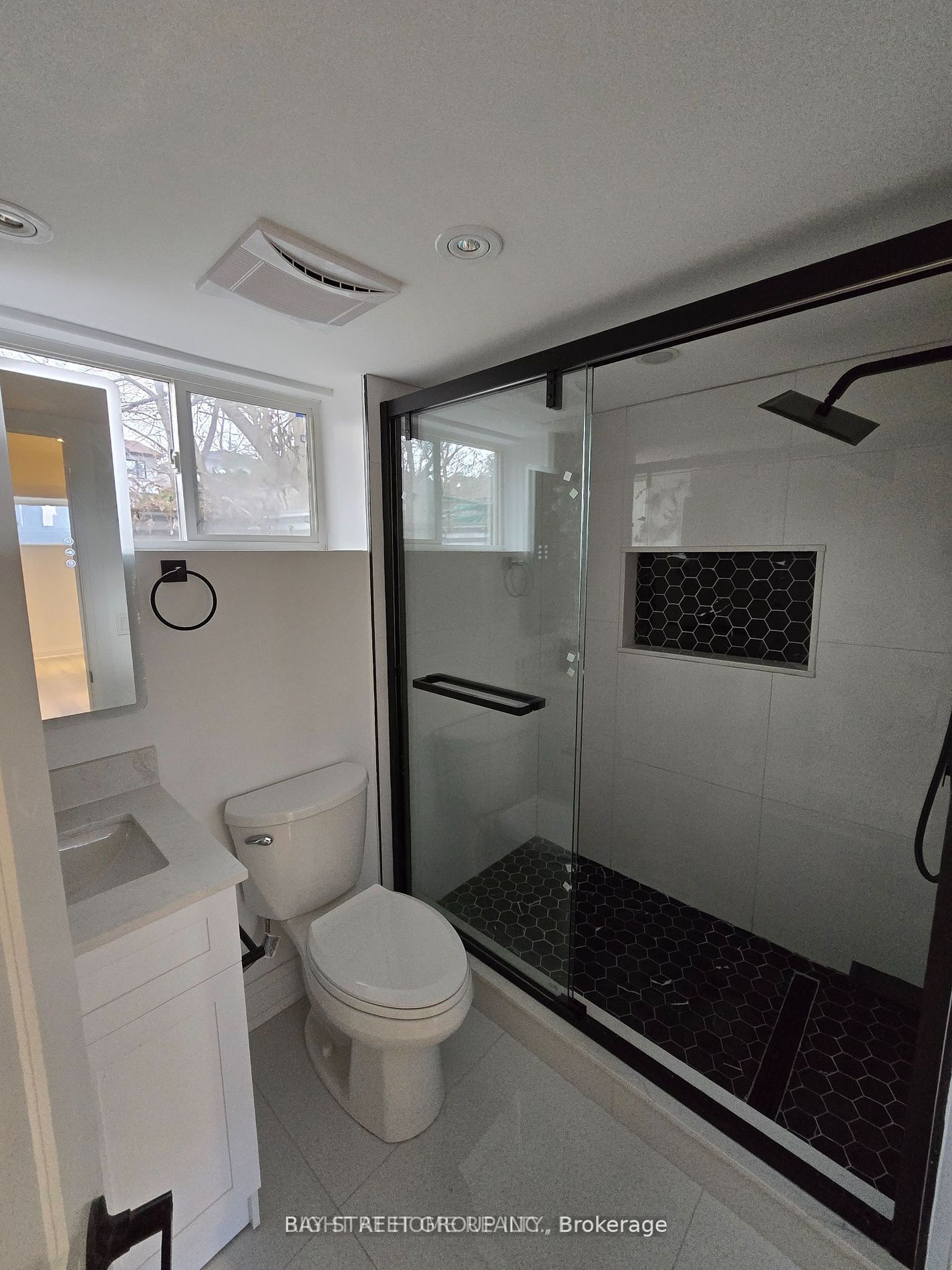83 Florence Avenue Property Photo 1