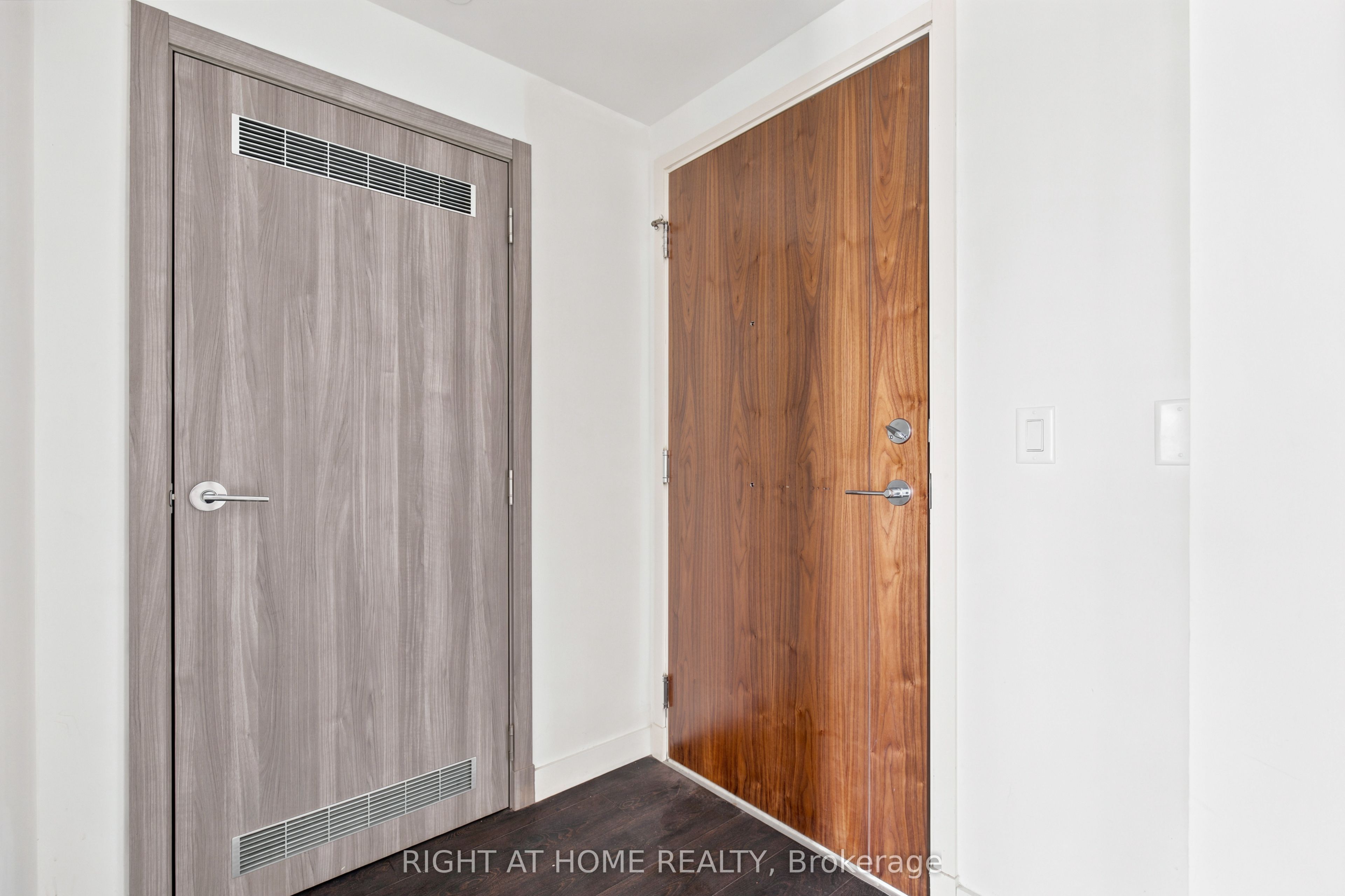 25 Mcmahon Drive 2107 Property Photo 5
