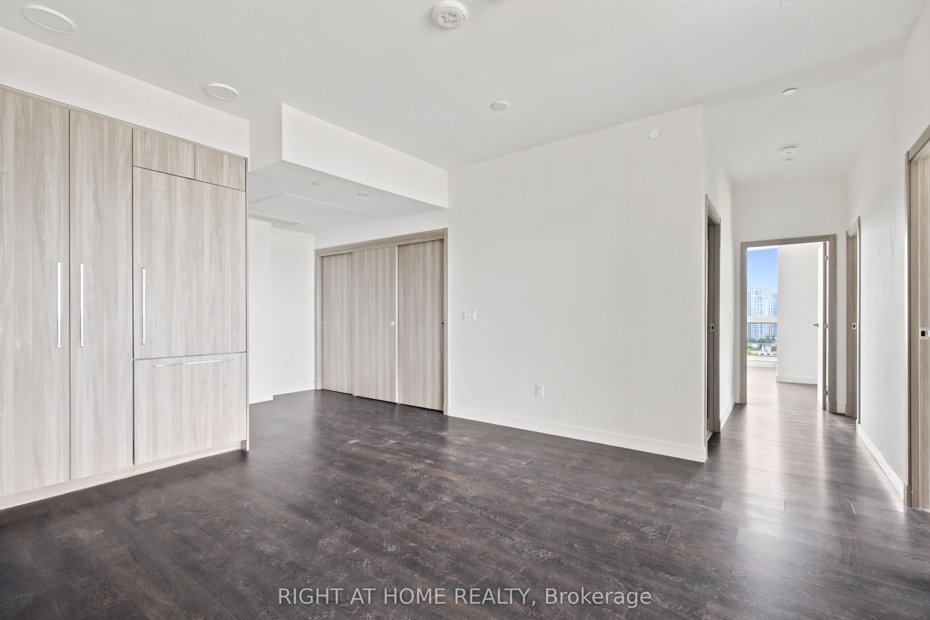25 Mcmahon Drive 2107 Property Photo 10