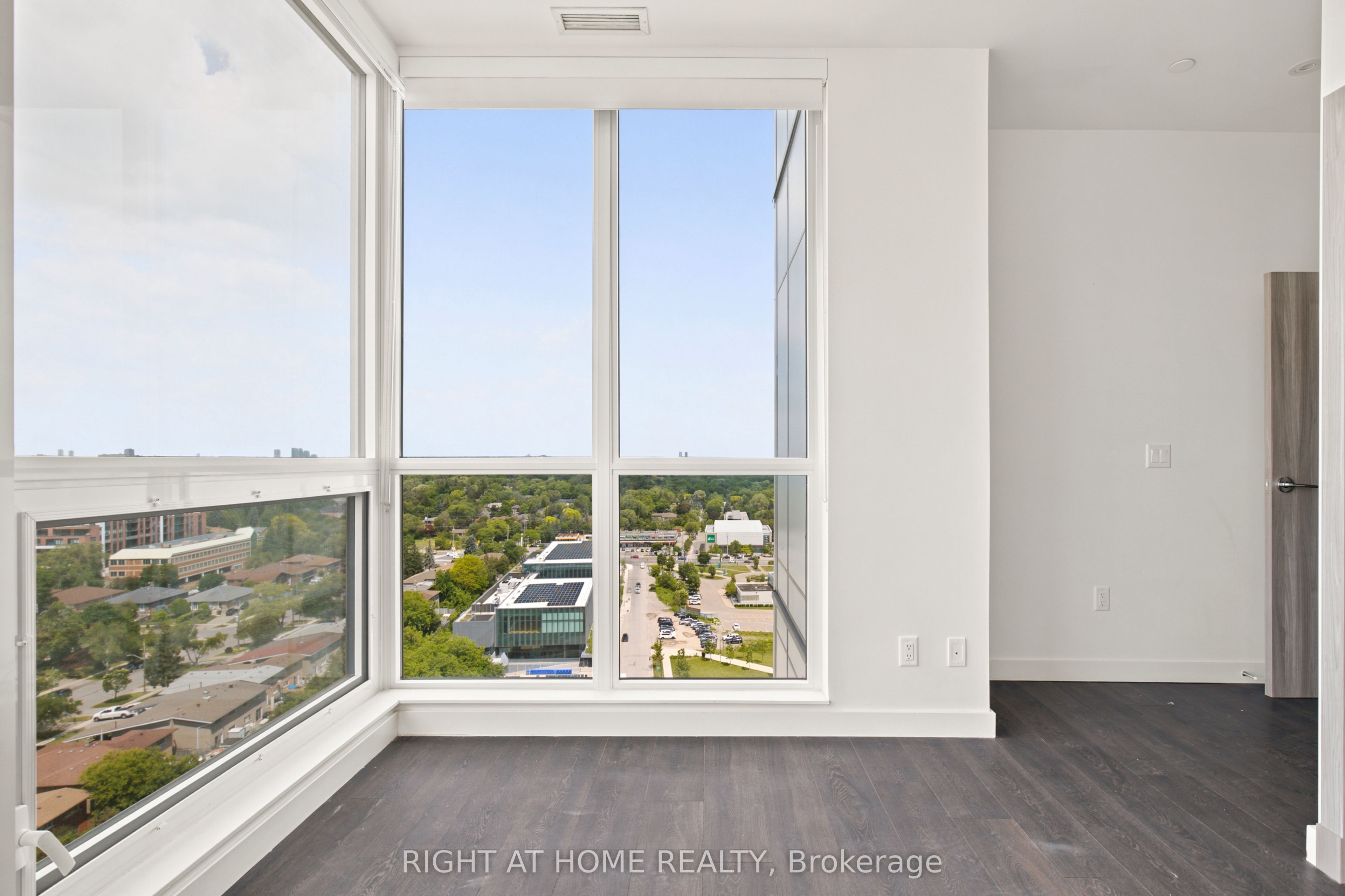 25 Mcmahon Drive 2107 Property Photo 16