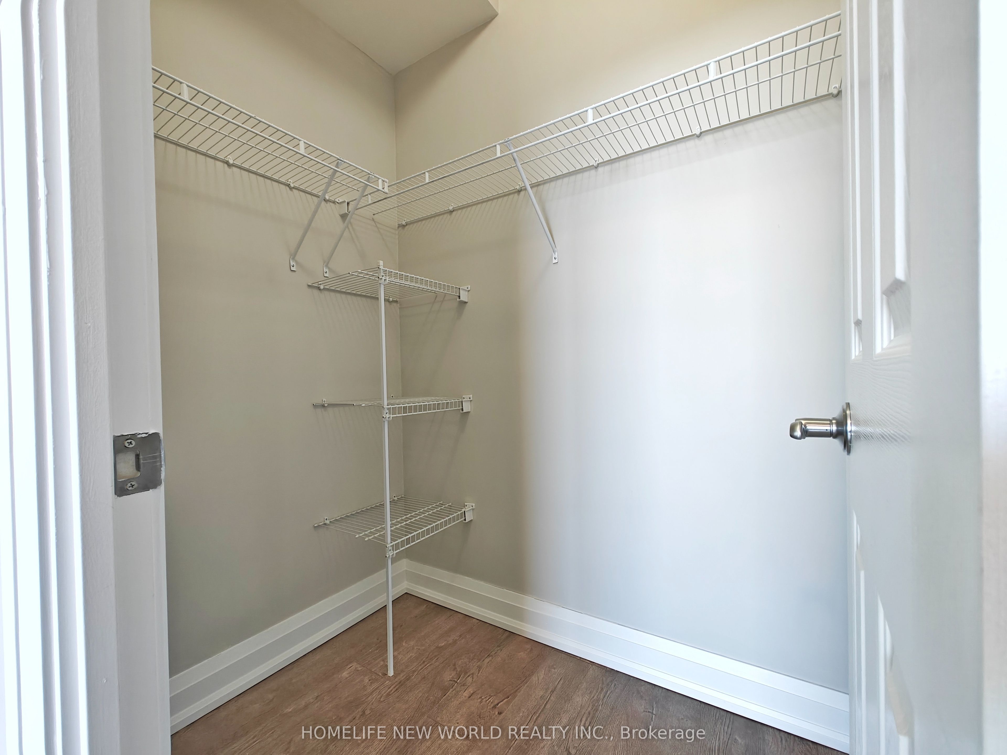 18 Holmes Avenue Lph07 Property Photo 10