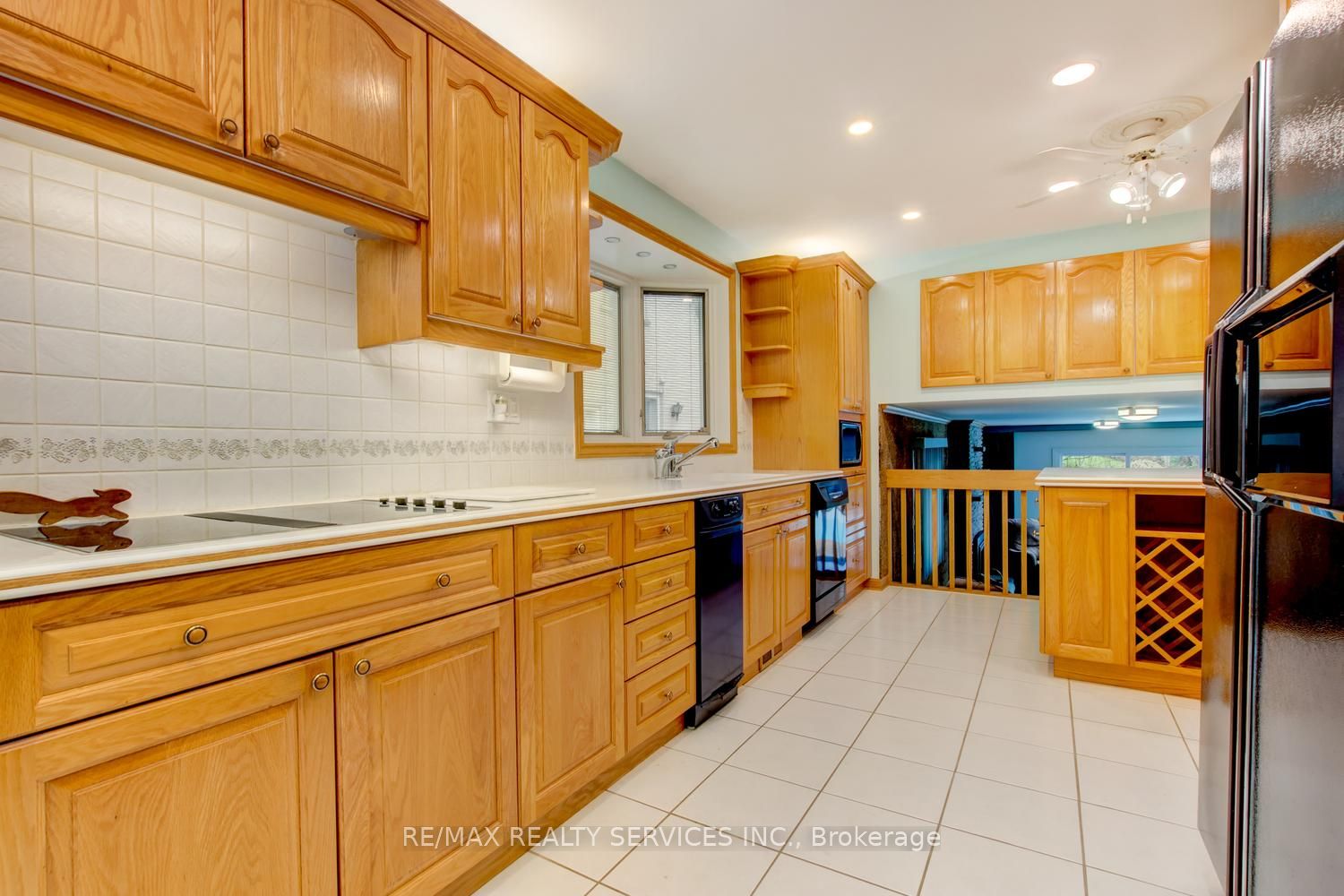 101 George Henry Boulevard Property Photo 6