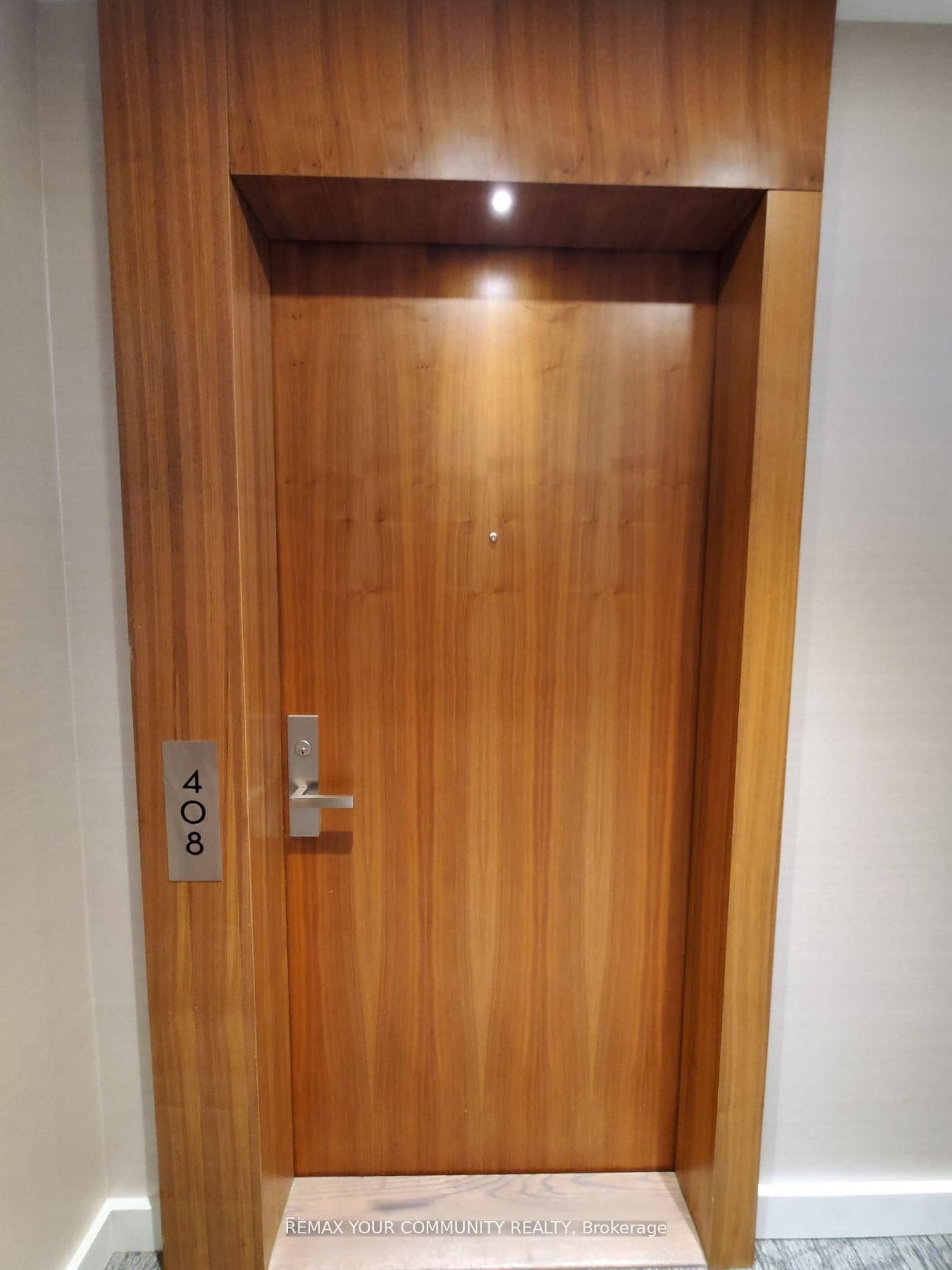 15 Queens Quay E 408 Property Photo 6