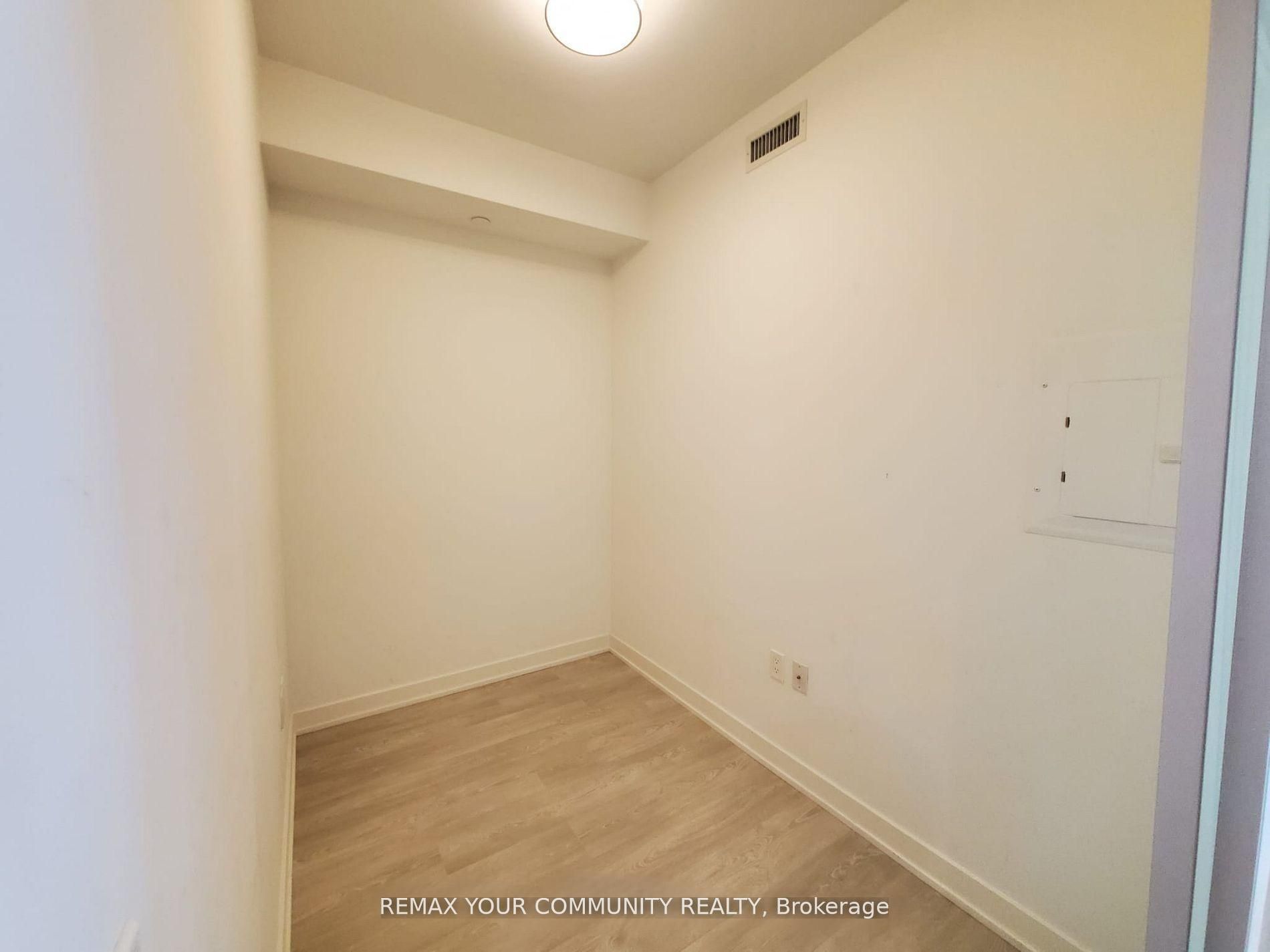 15 Queens Quay E 408 Property Photo 7