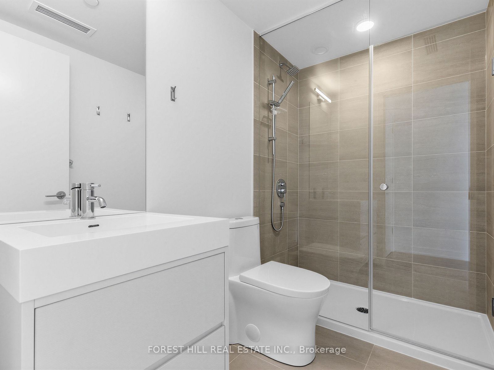 9 Tecumseth Street 807 Property Photo 18