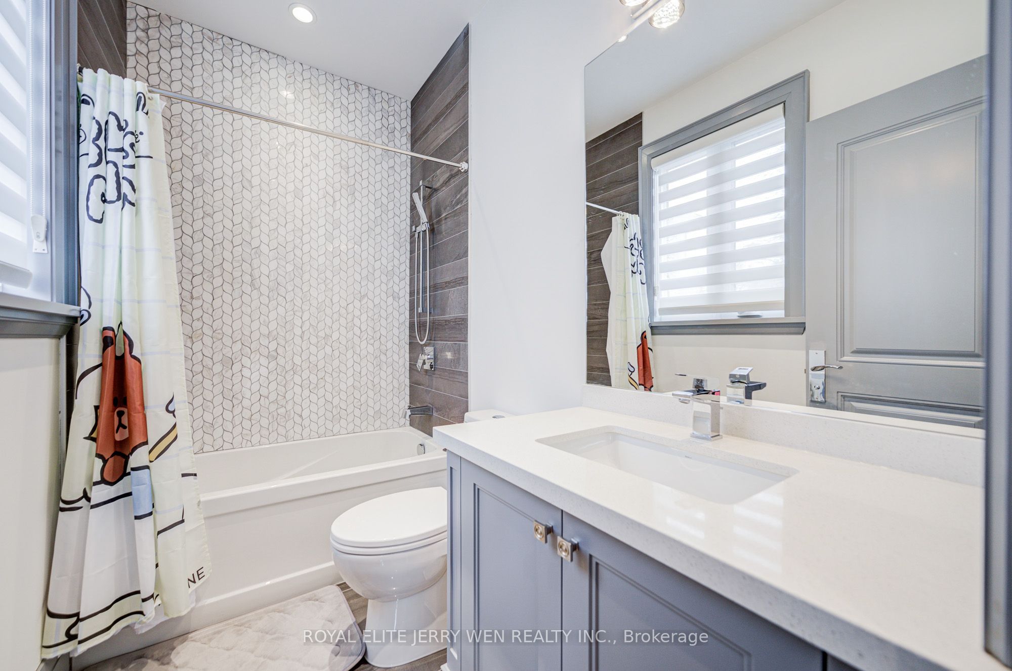 300 Upper Highland Crescent Property Photo 30