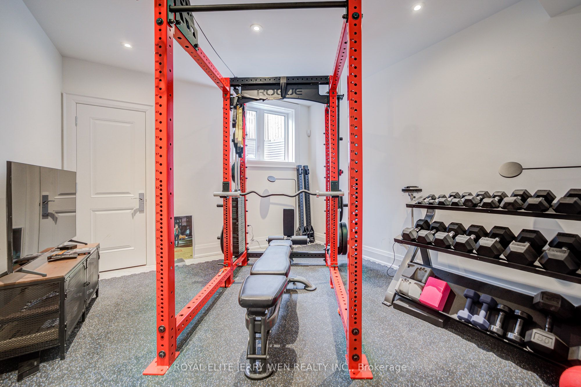 300 Upper Highland Crescent Property Photo 40