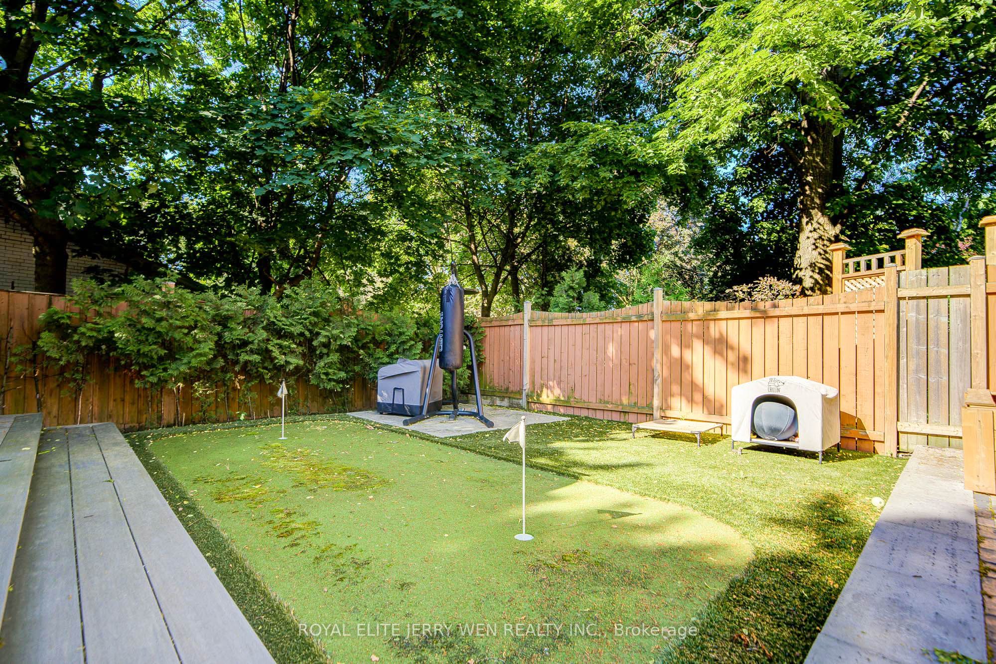 300 Upper Highland Crescent Property Photo 47