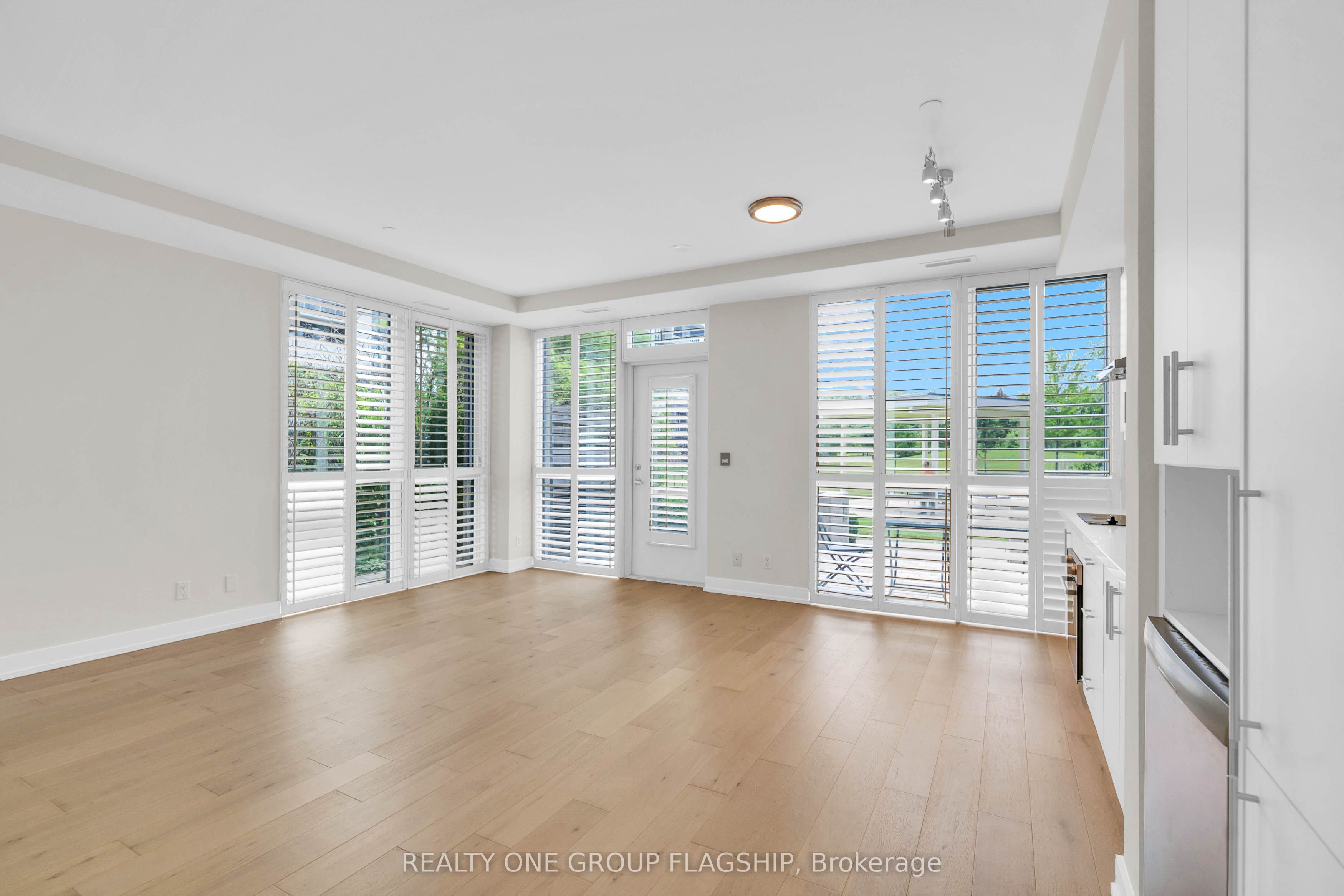 75 The Donway W 103 Property Photo 11
