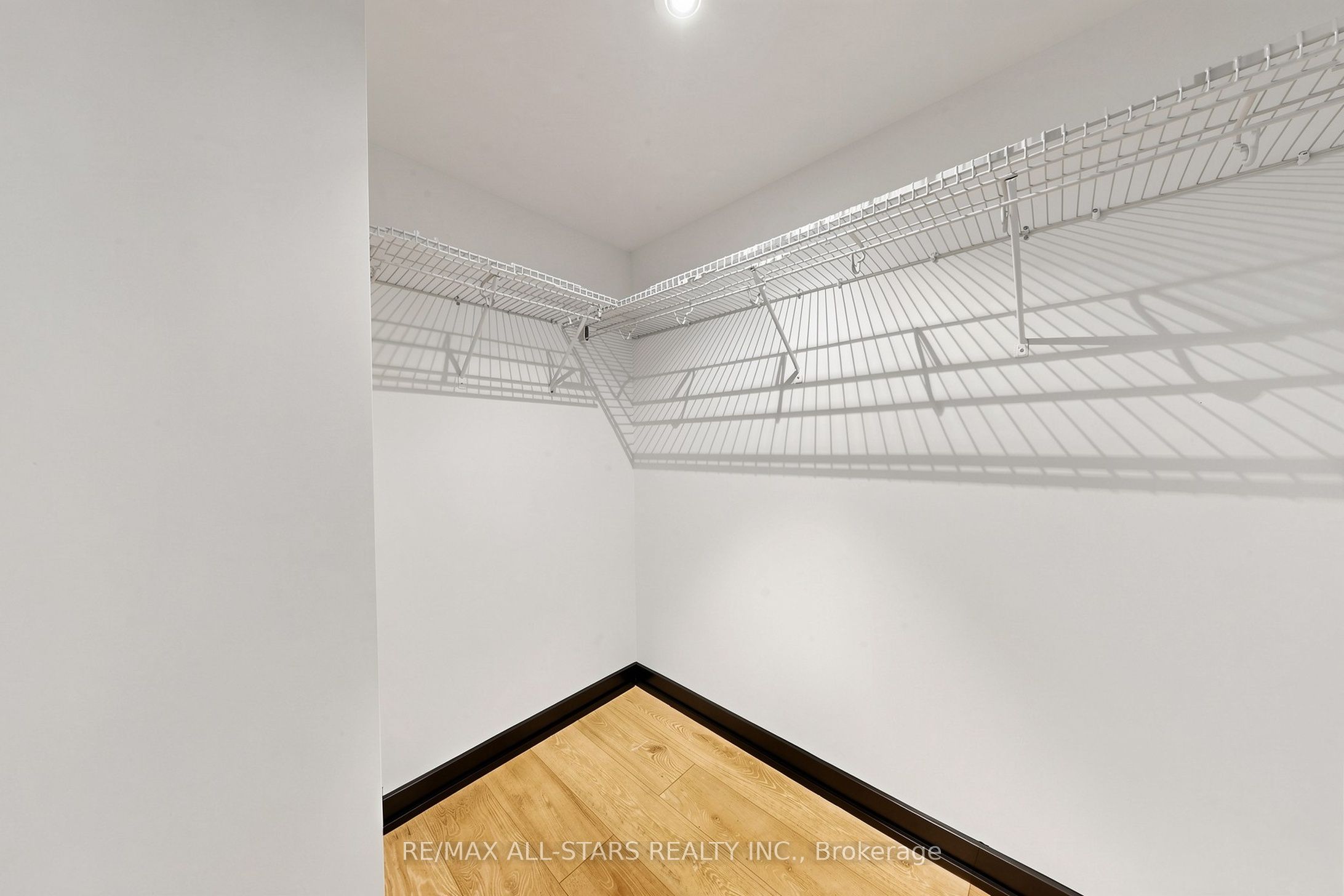 110 Fort York Boulevard Property Photo 25