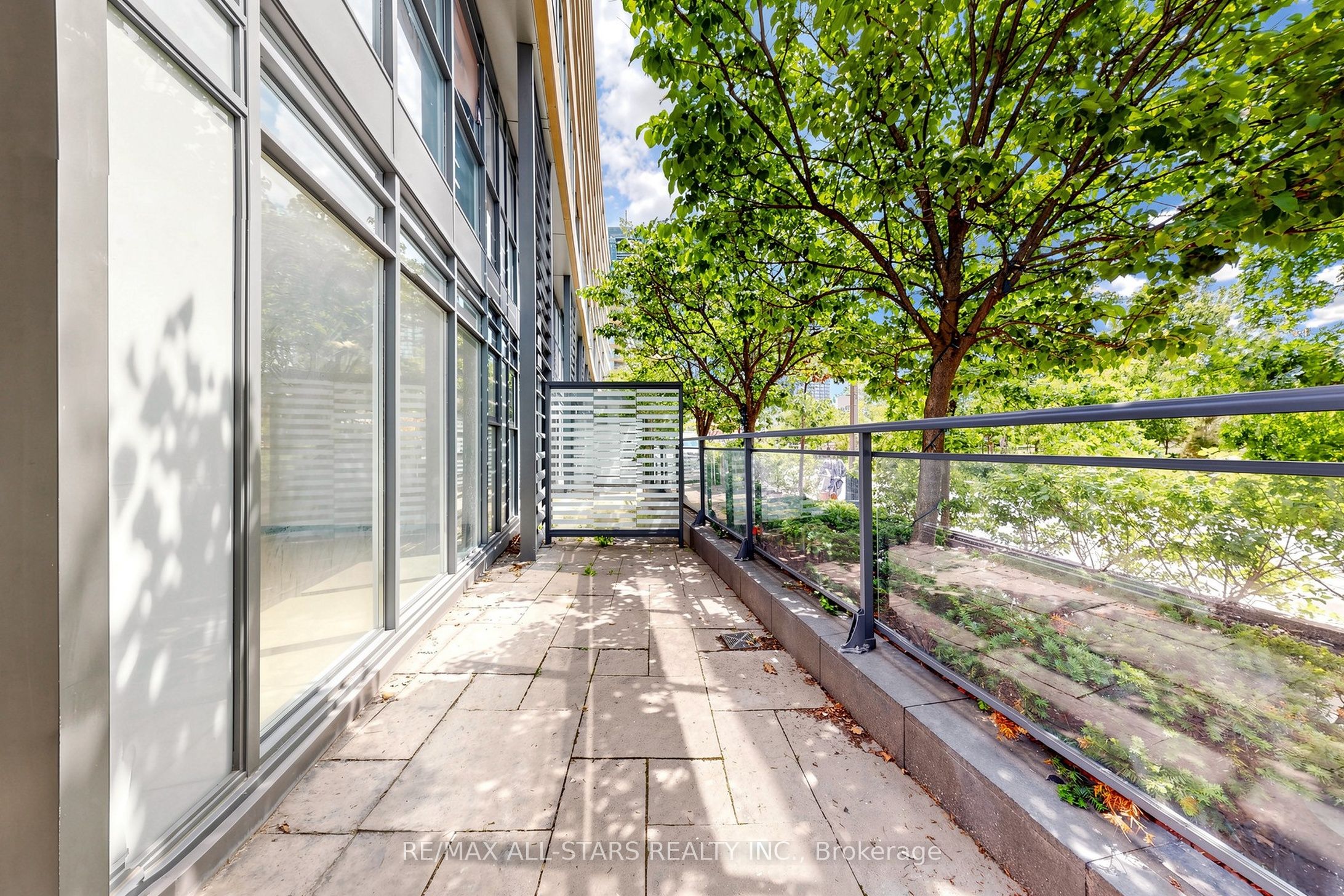 110 Fort York Boulevard Property Photo 33