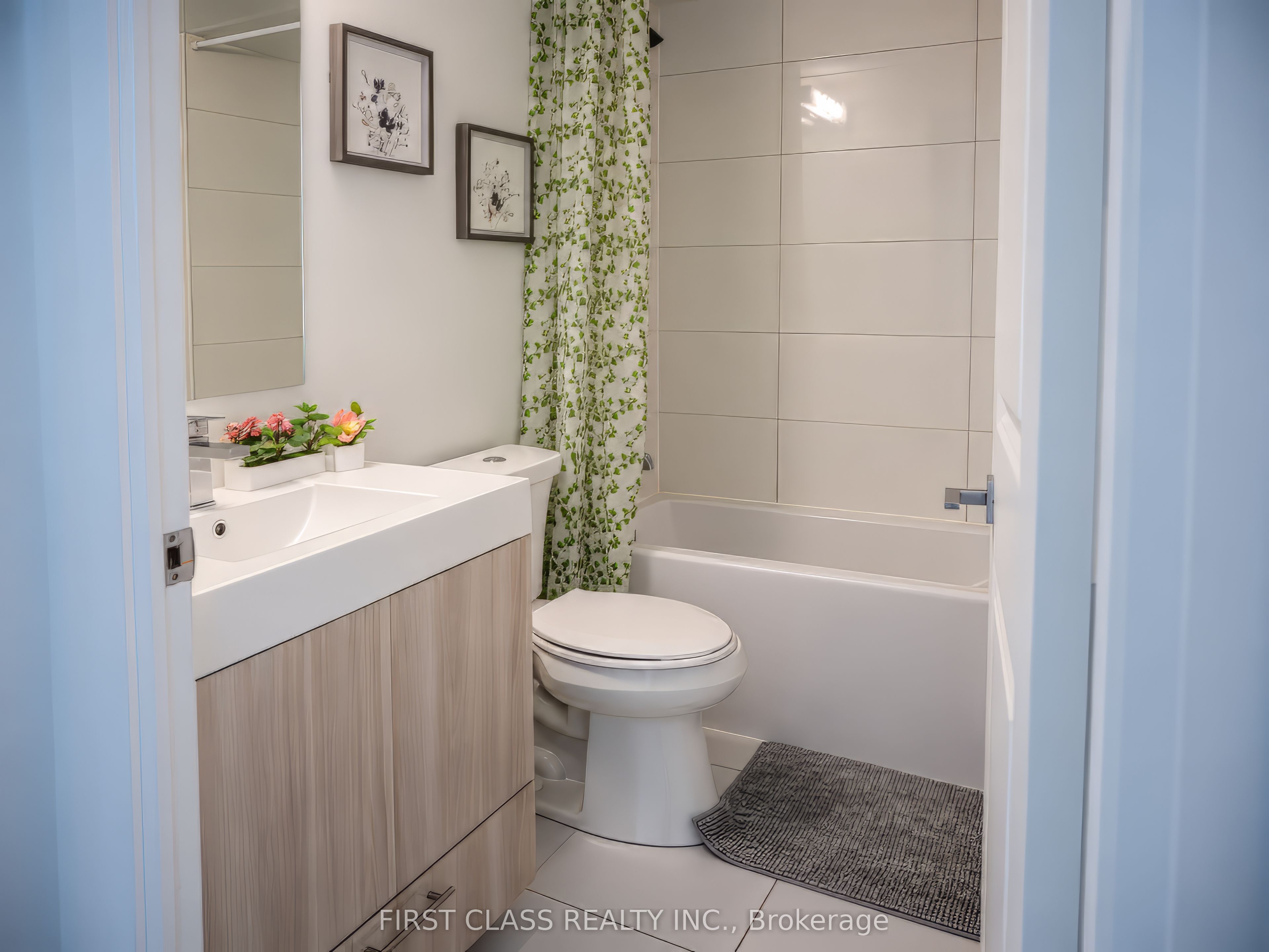 251 Jarvis Street 826 Property Photo 15