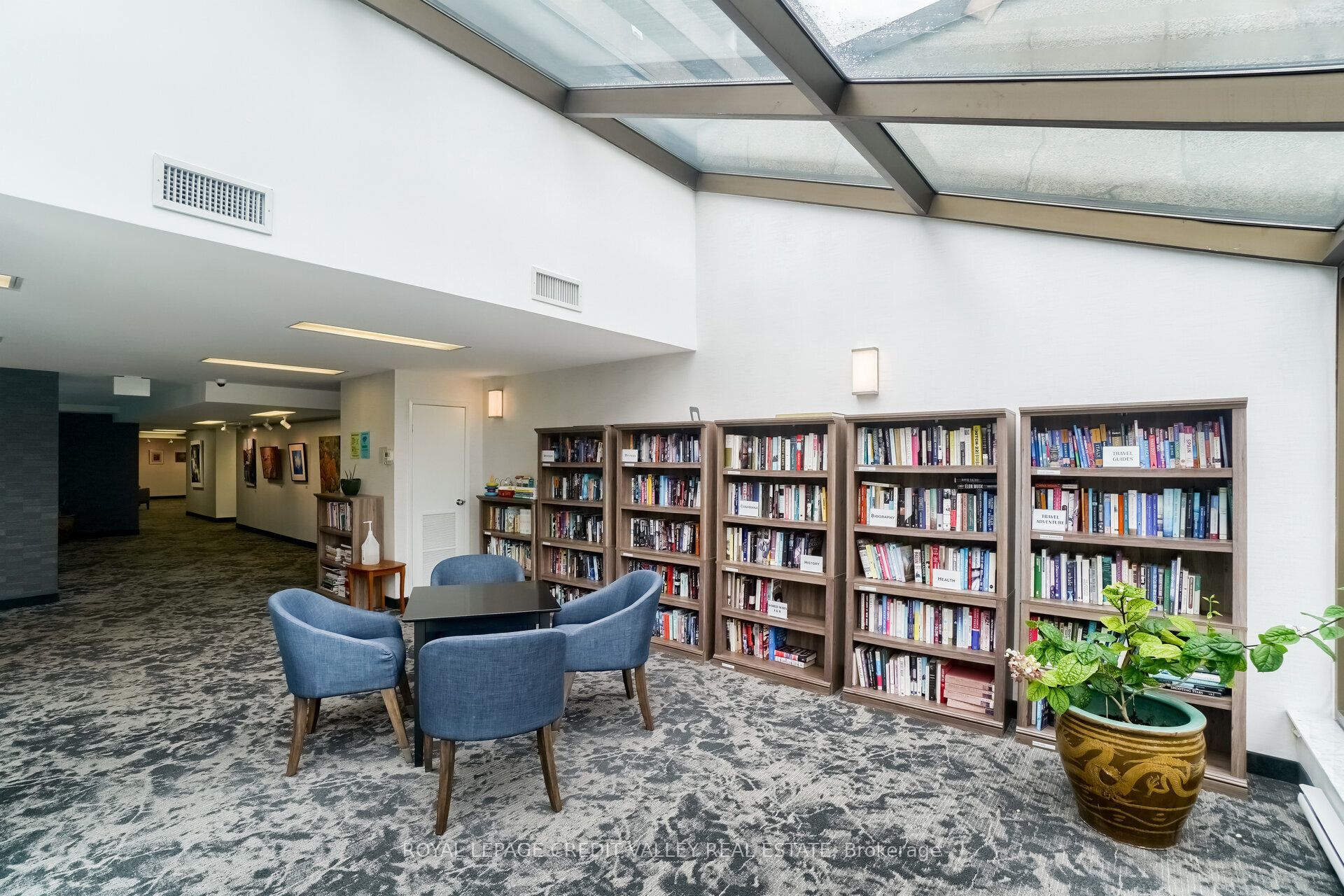 360 Bloor Street E 601 Property Photo 24