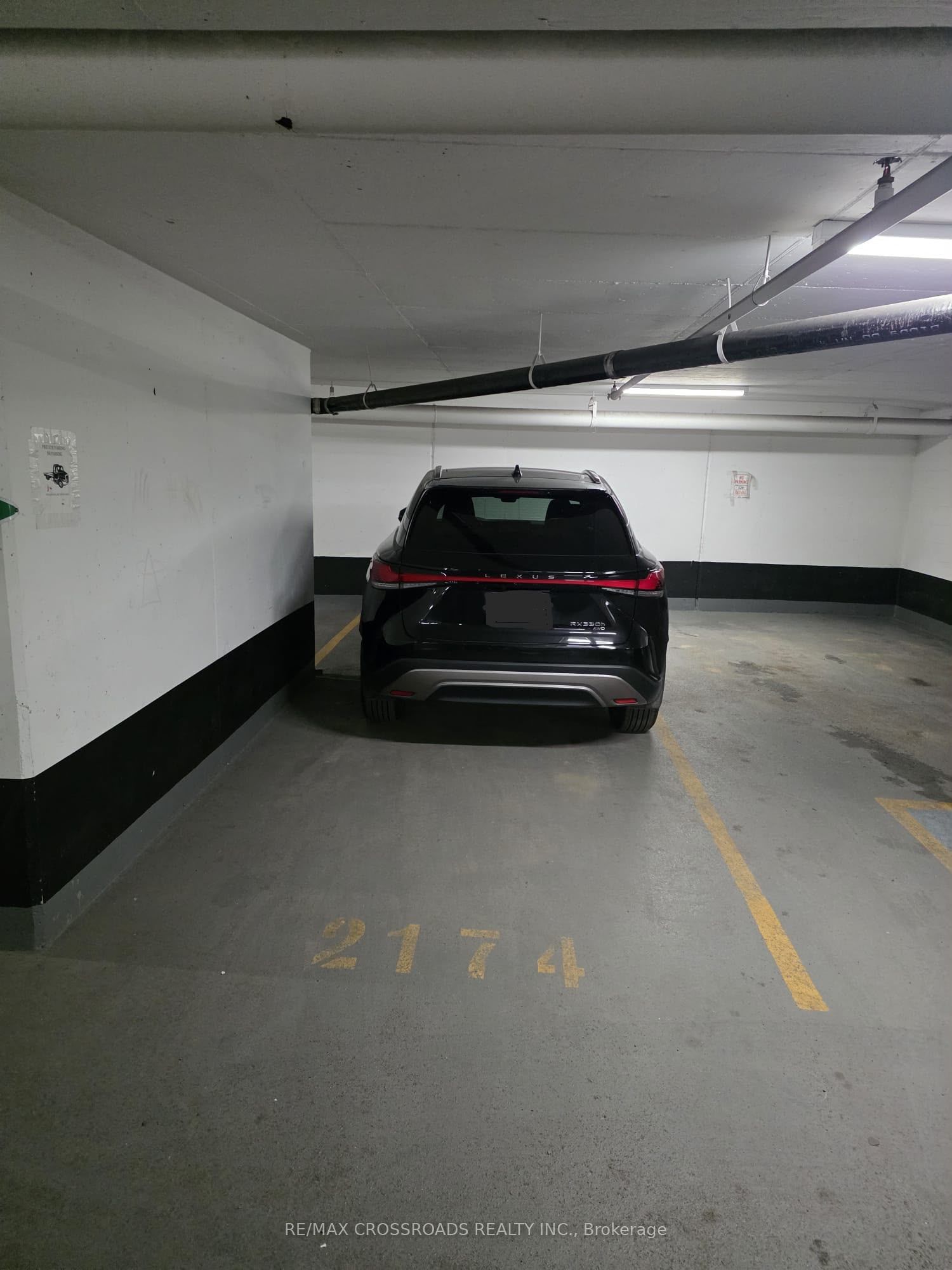21 Iceboat Terrace Parking-174 Property Photo 1