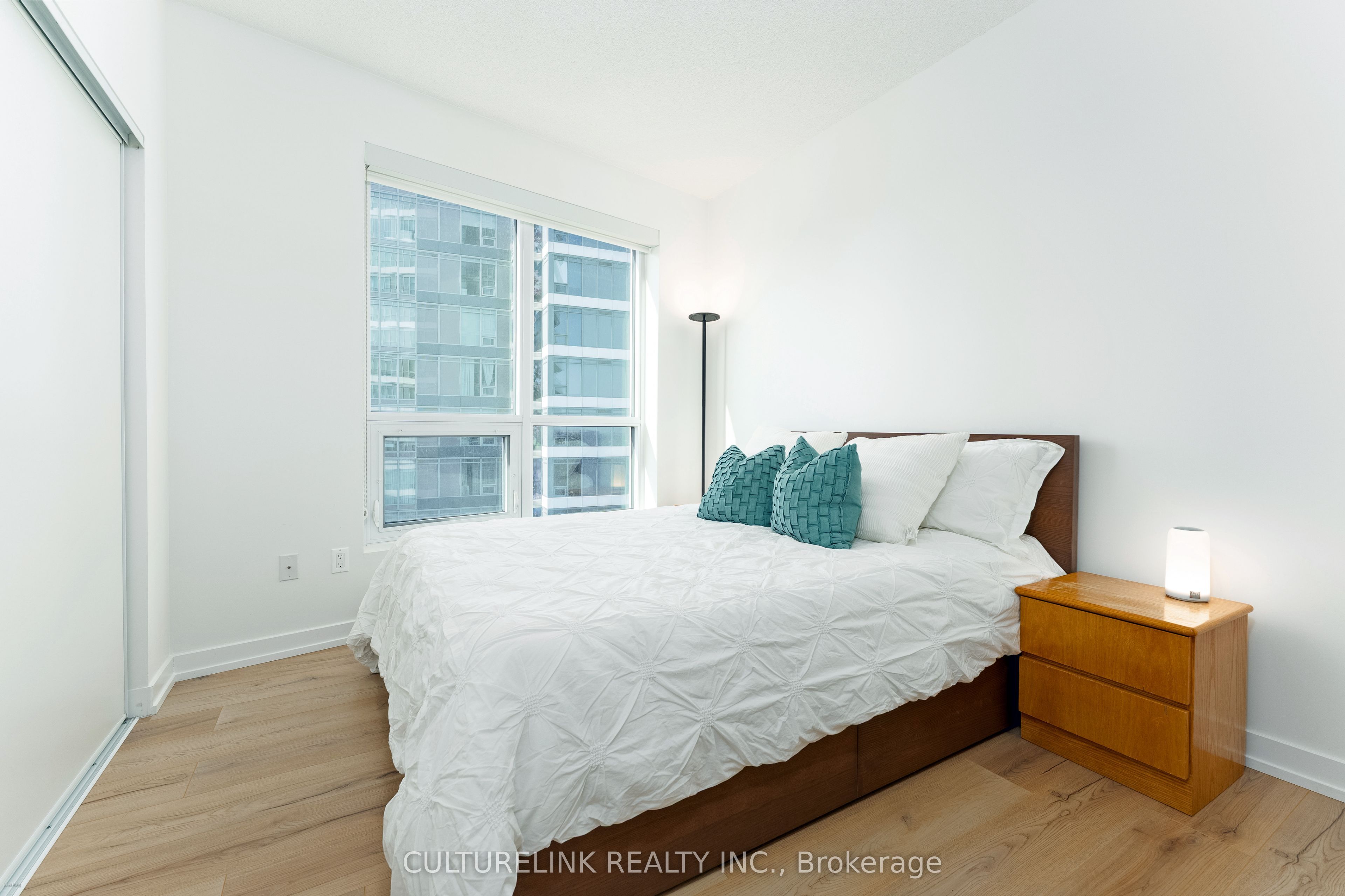 117 Mcmahon Drive 2008 Property Photo 10