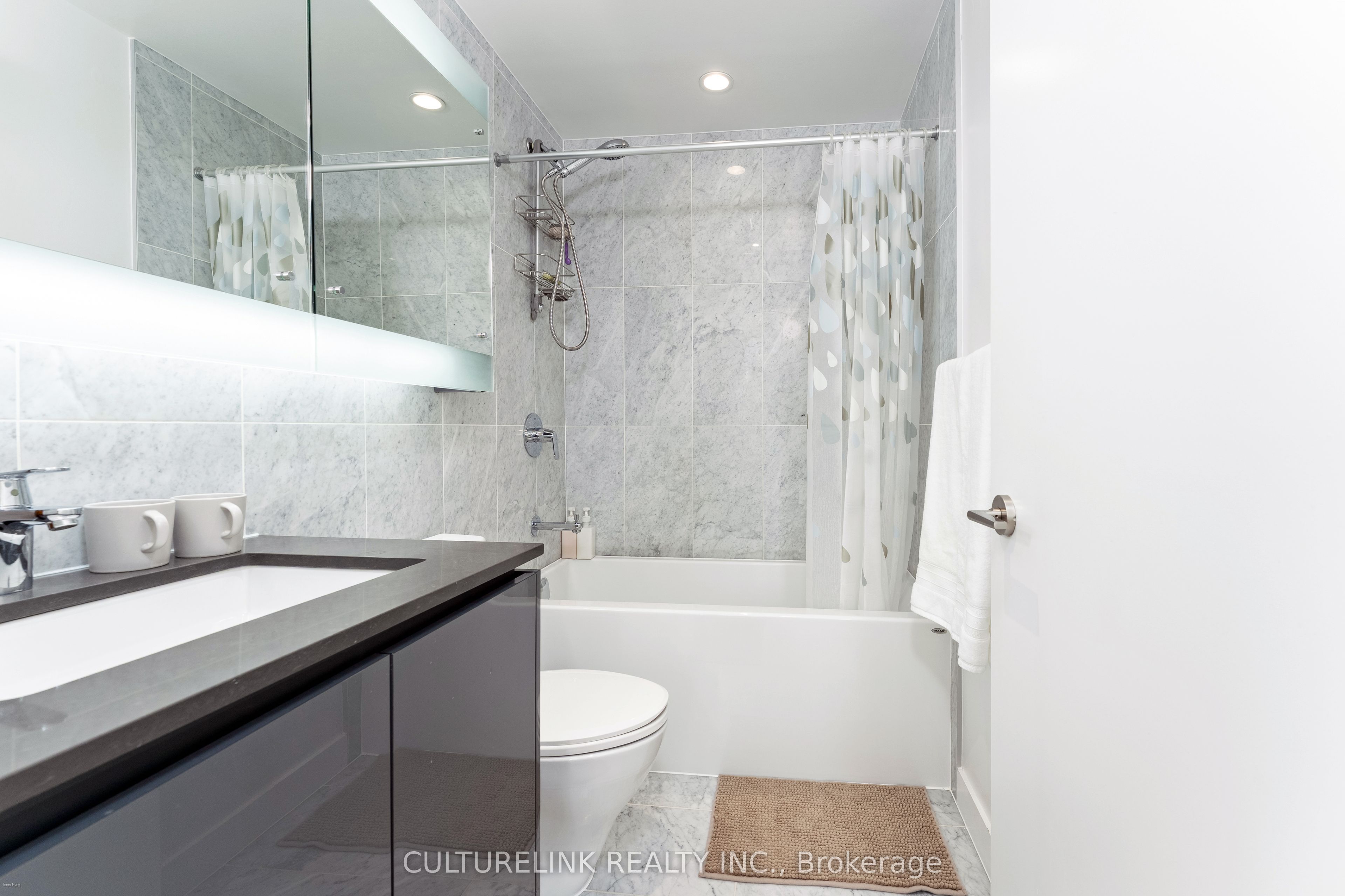 117 Mcmahon Drive 2008 Property Photo 11
