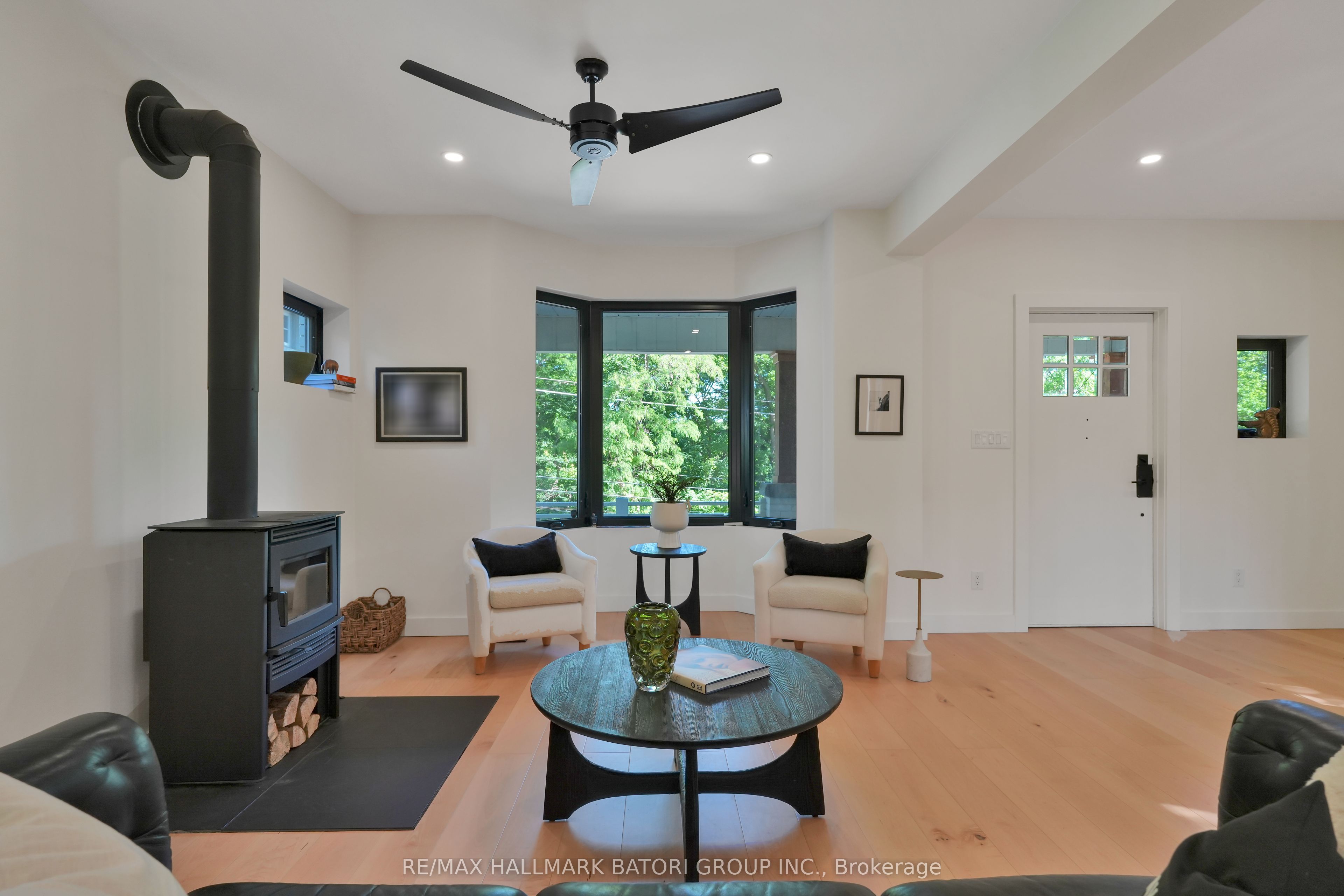 255 Blythwood Road Property Photo 4