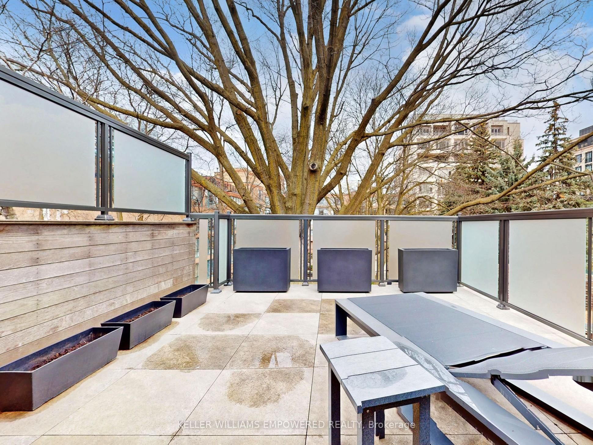 10 Webster Avenue Property Photo 33